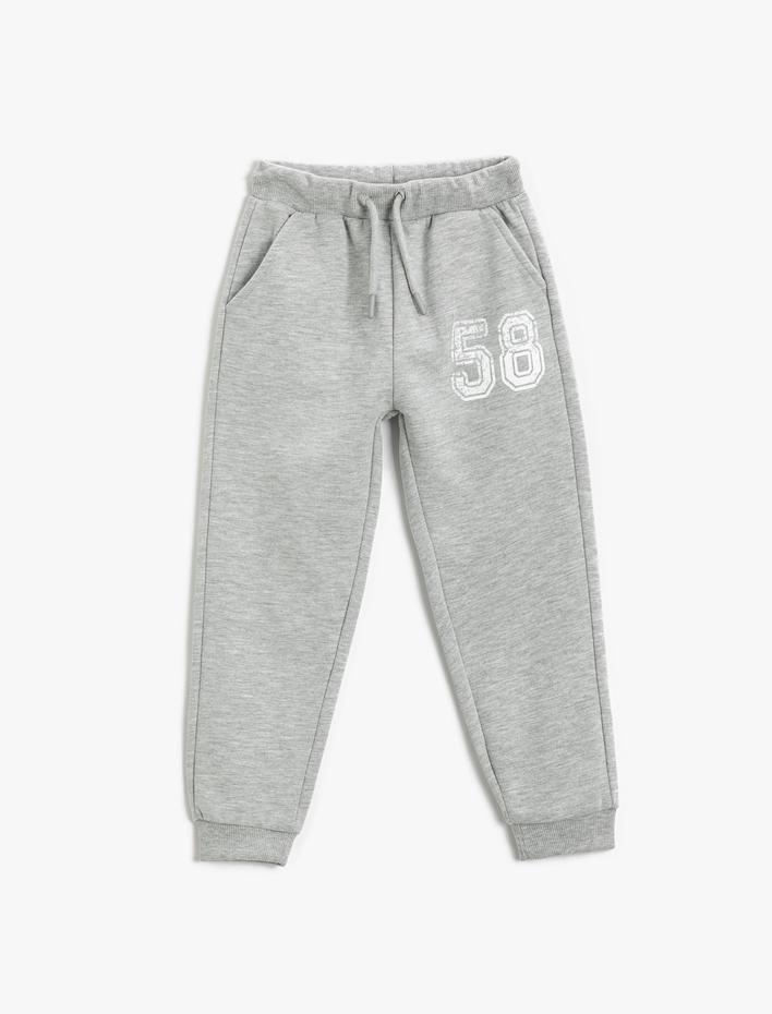Erkek Çocuk Basic Jogger Eşofman Altı Cepli Beli Bağlamalı Baskı Detaylı