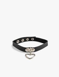 Choker Kolye Kalp Detaylı Suni Deri