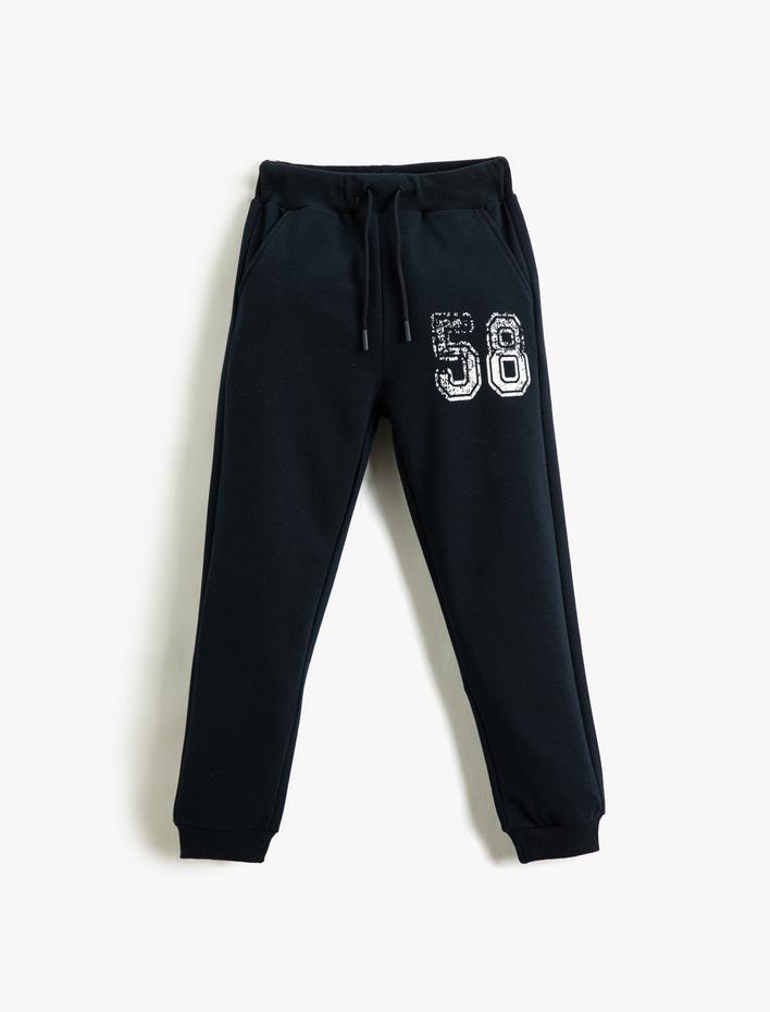 Erkek Çocuk Basic Jogger Eşofman Altı Cepli Beli Bağlamalı Baskı Detaylı