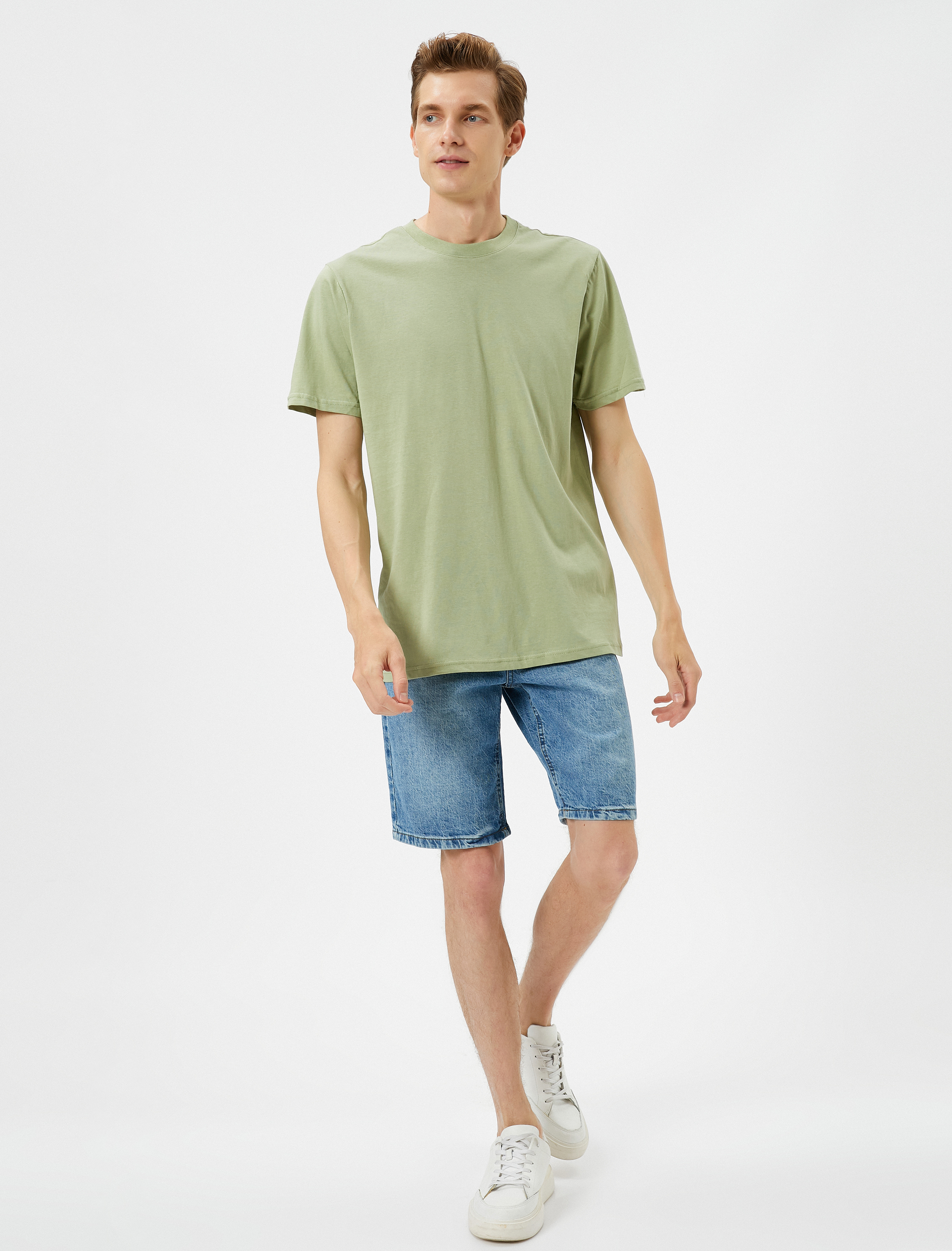   Basic Tişört Slim Fit Bisiklet Yaka Kısa Kollu Pamuklu