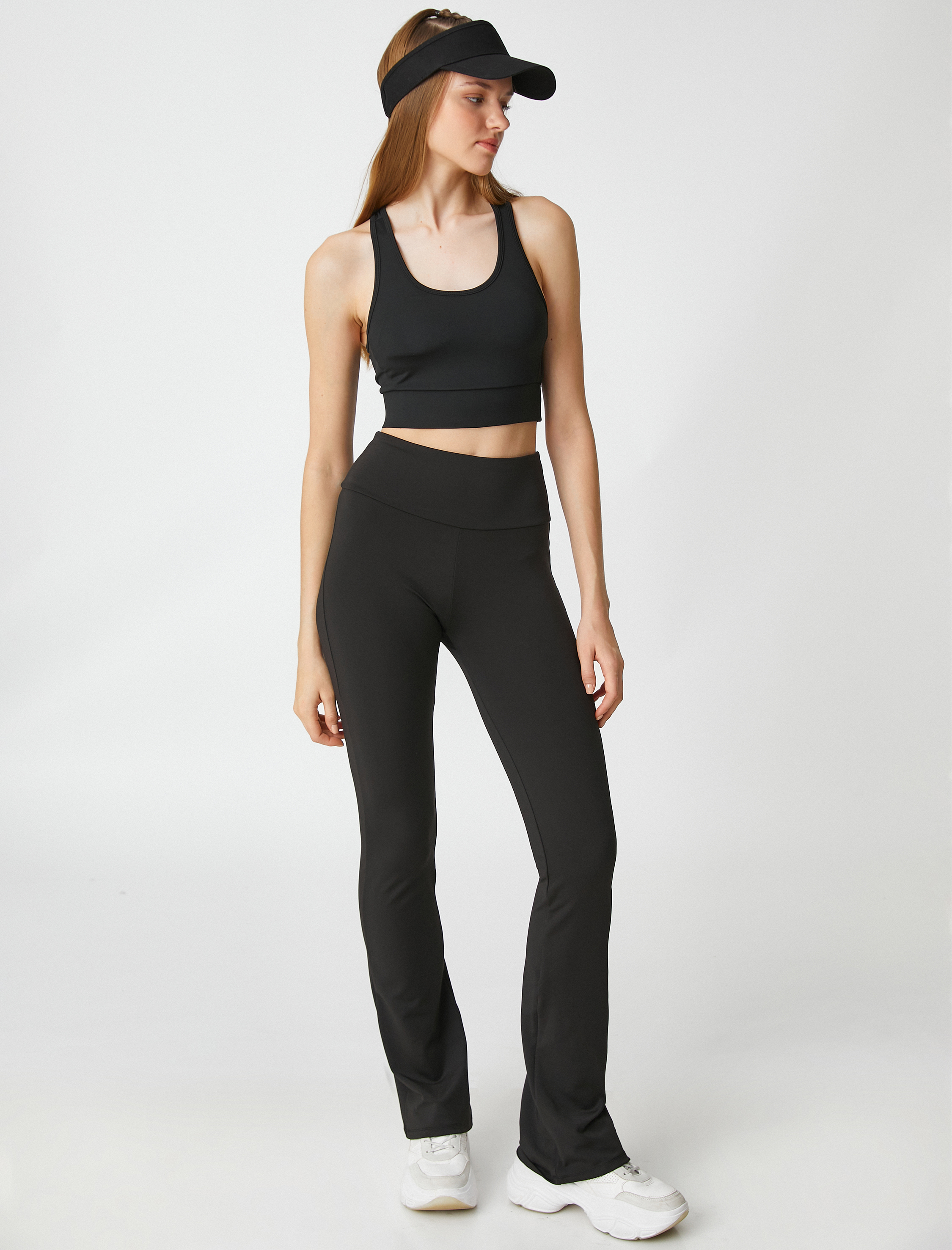   Halter Yaka Basic Sporcu Sütyeni Dar Kalıp
