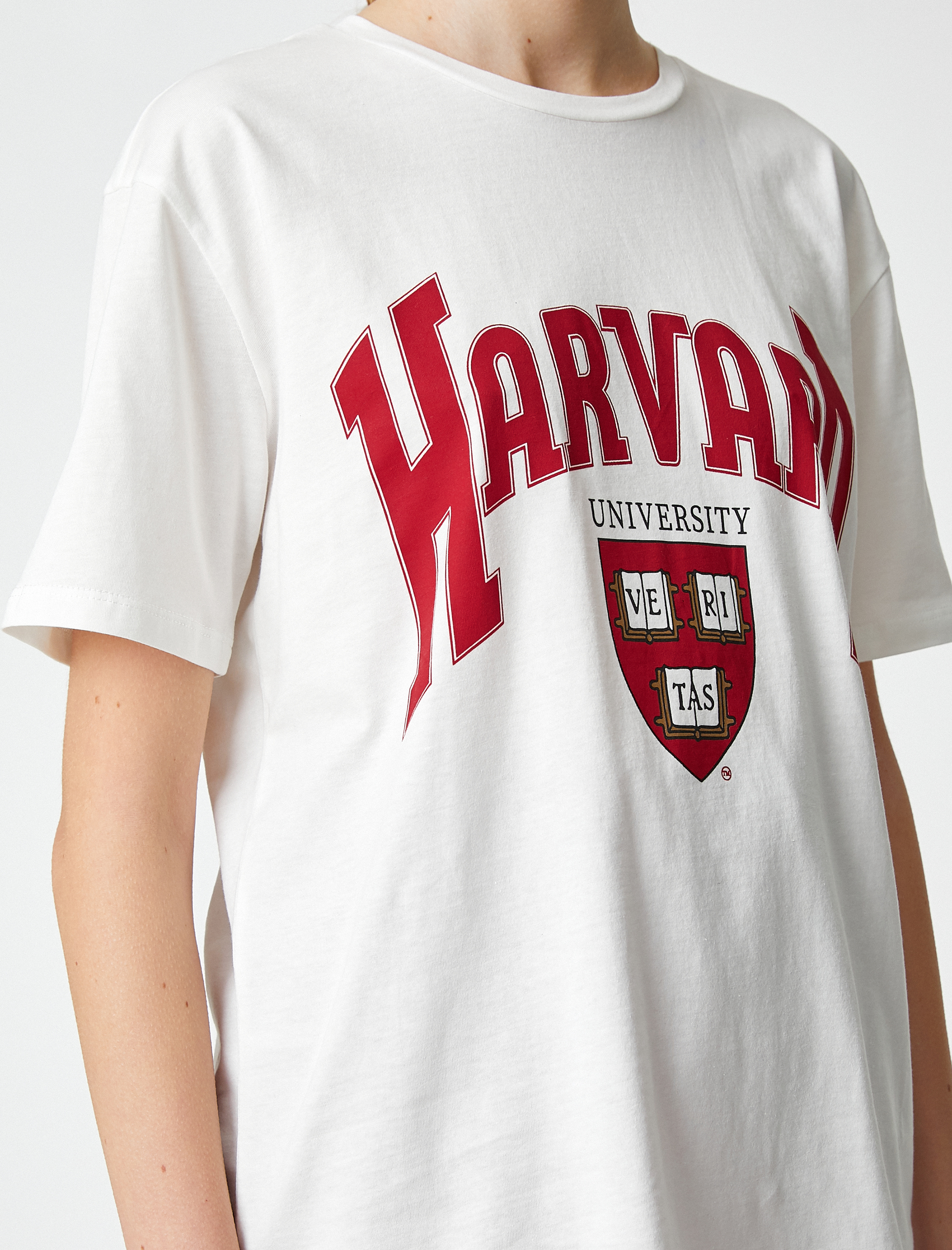   Harvard Tişört Baskılı Lisanslı Kısa Kollu Bisiklet Yaka