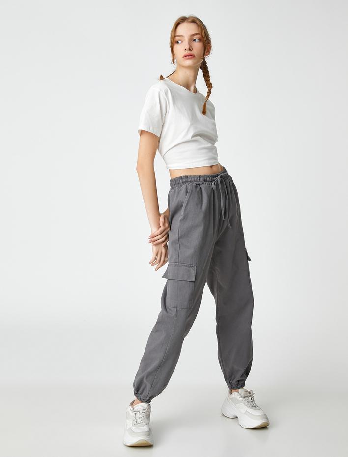  Kargo Pantolon Beli Bağcıklı Yanları Cep Detaylı