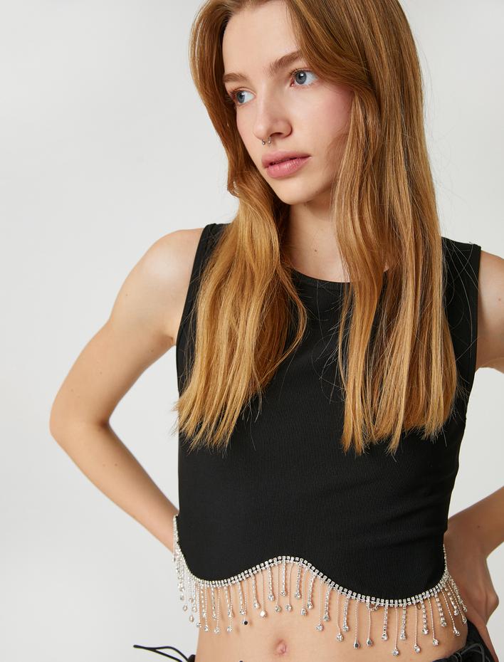  Crop Büstiyer Sallantılı Parlak Taş Detaylı Bisiklet Yaka