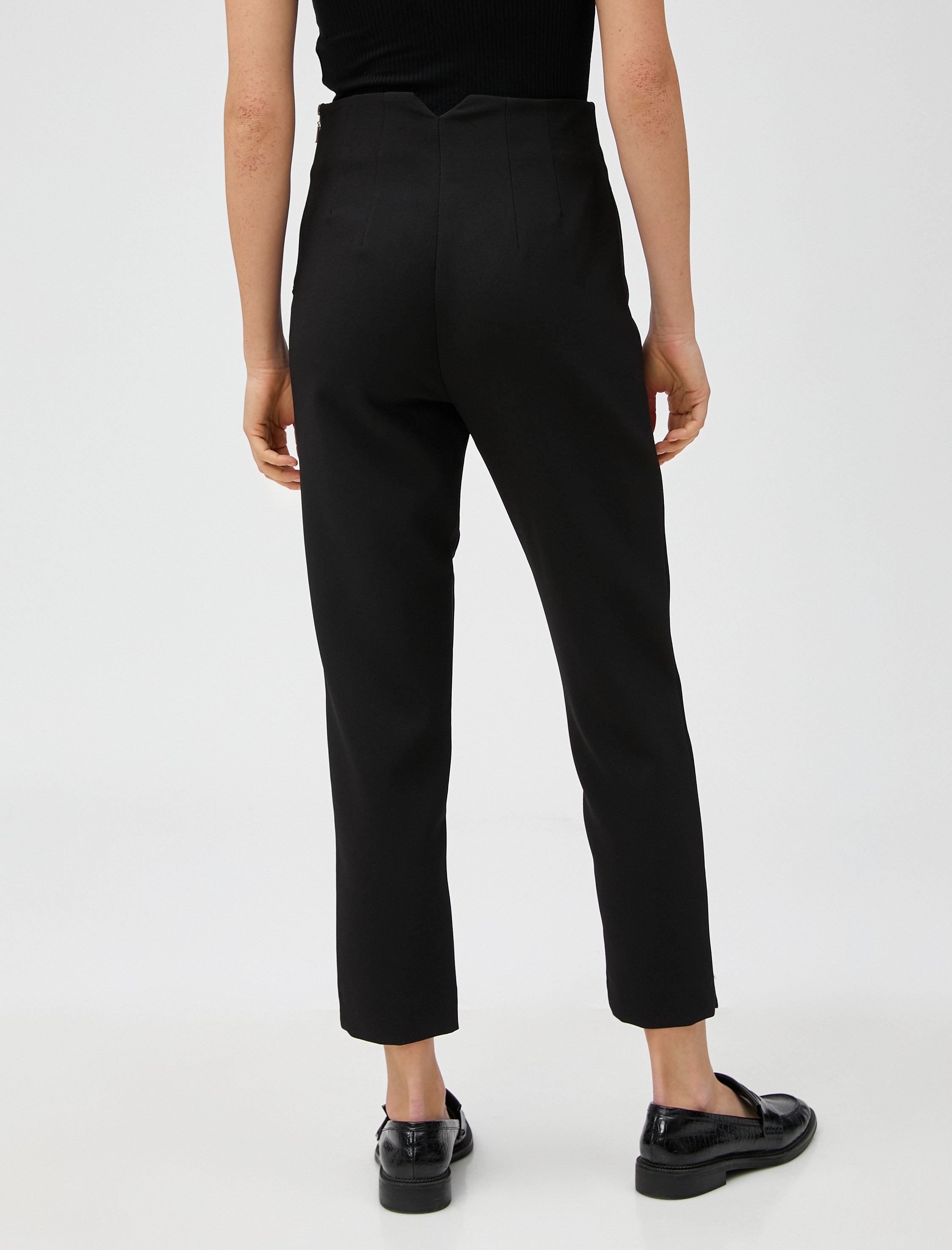   Düz Paça Kumaş Pantolon Dikiş Detaylı Yandan Fermuarlı