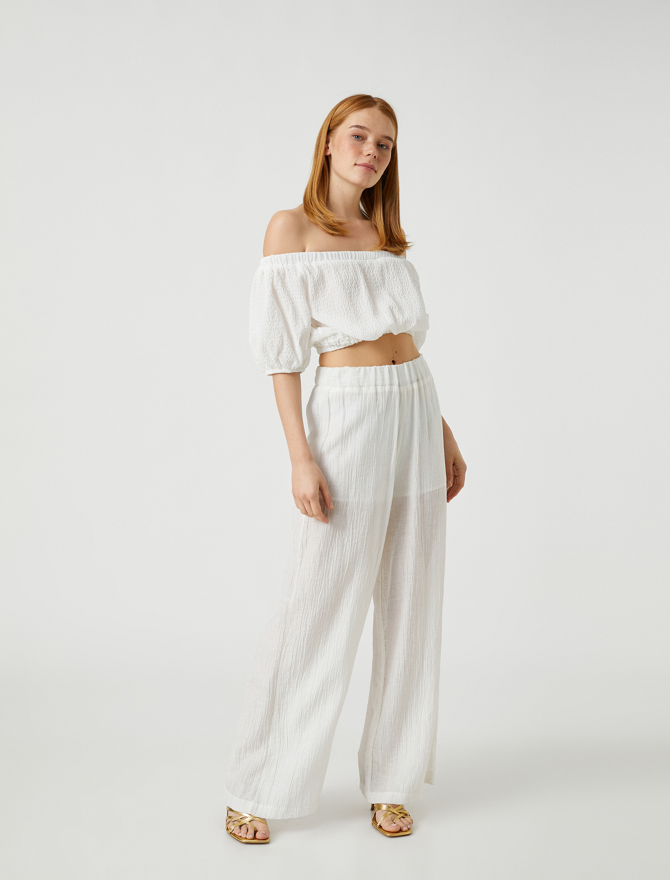   Crop Bluz Omzu Açık Balon Kollu