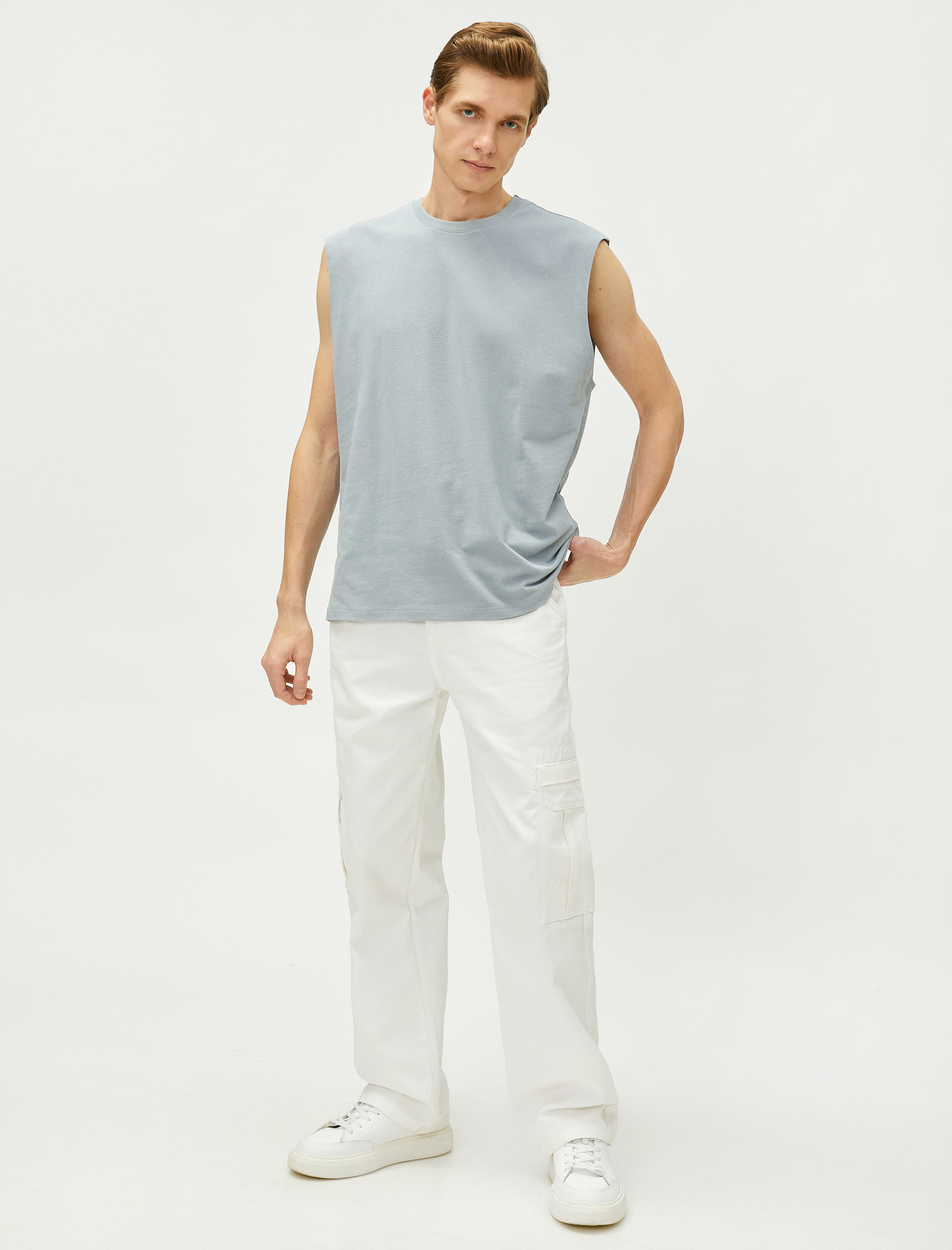   Basic Kolsuz Tişört Bisiklet Yaka Kolsuz Pamuklu