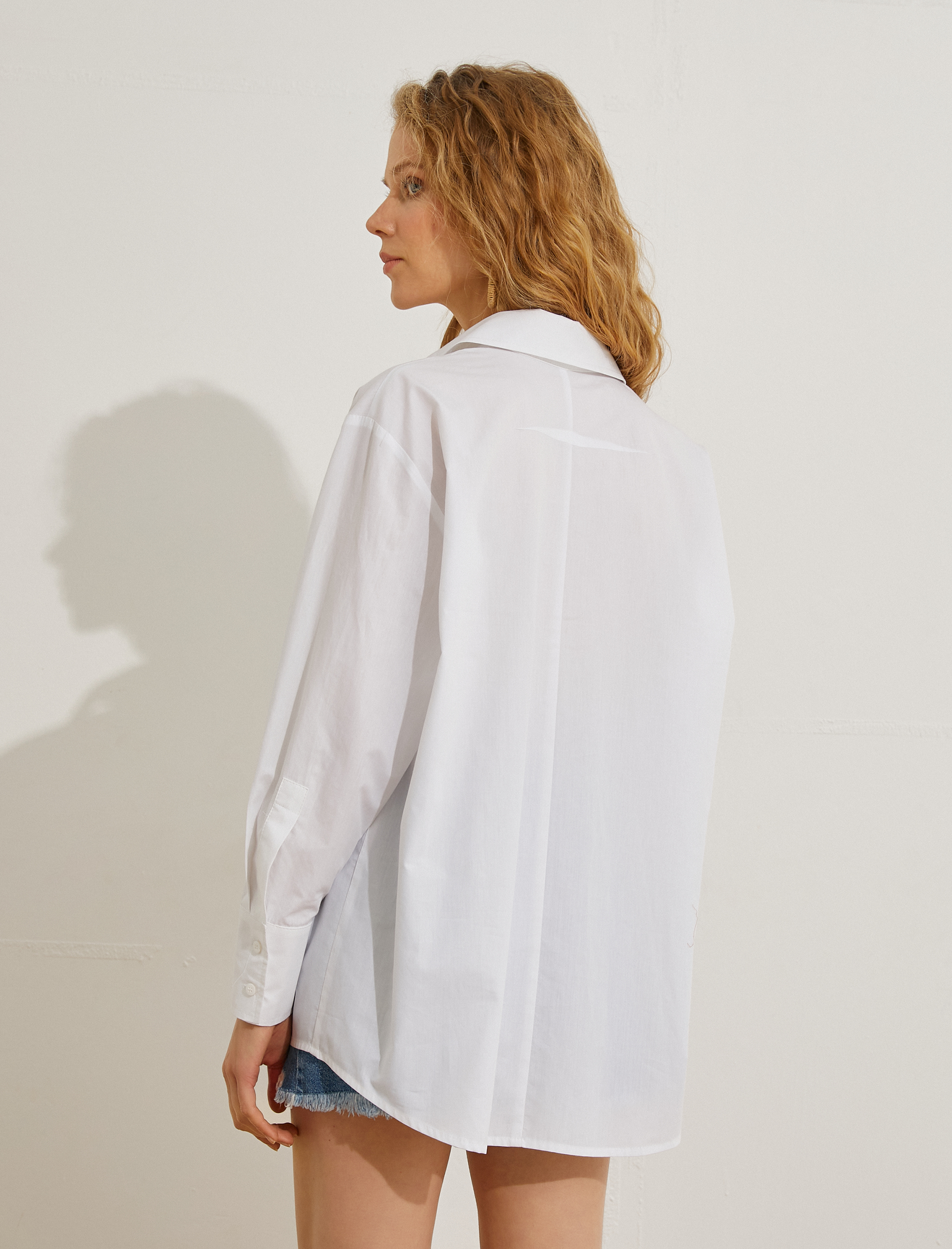   Oversize Gömlek Cepli Nakış Detaylı