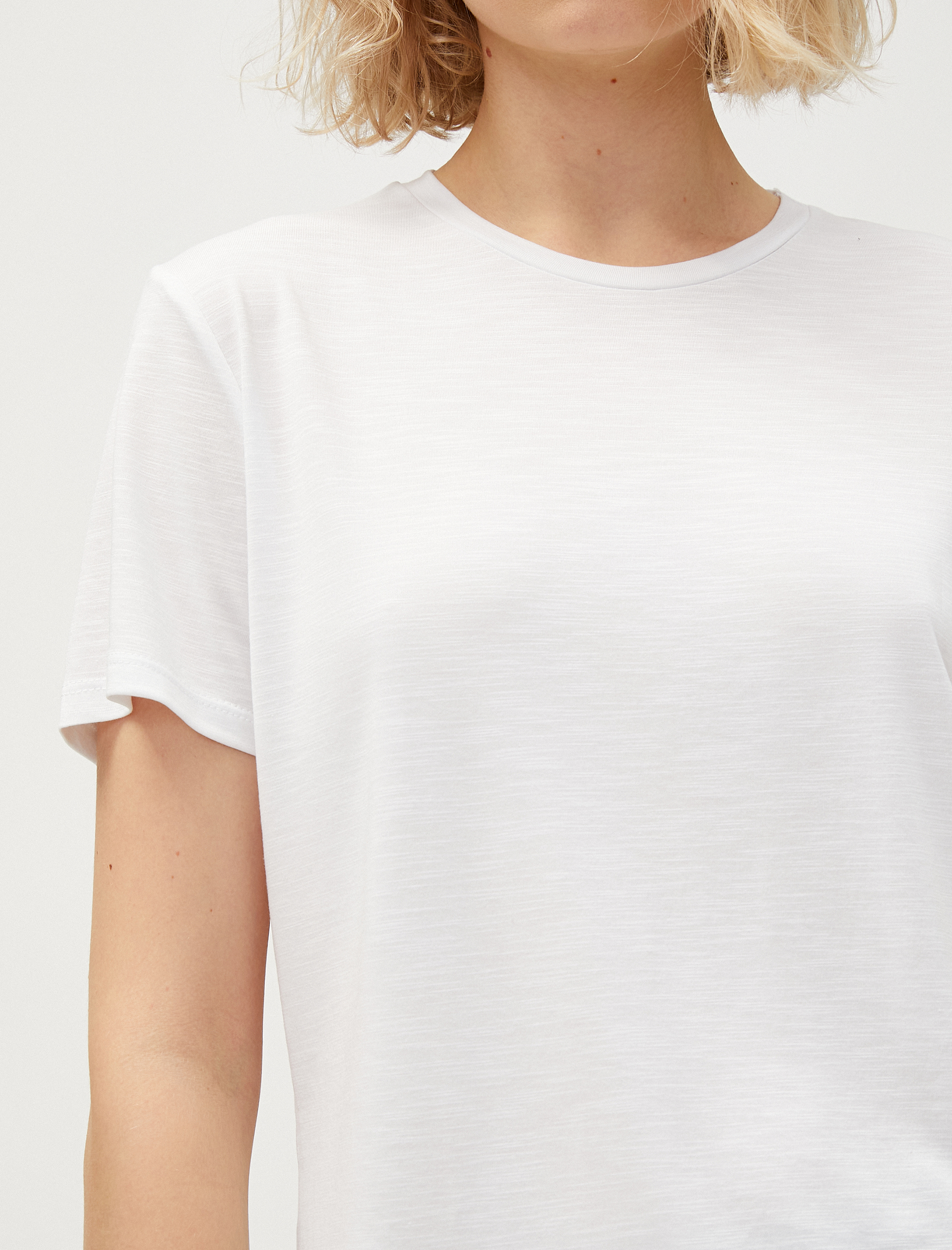 Basic Modal Tişört Kısa Kollu