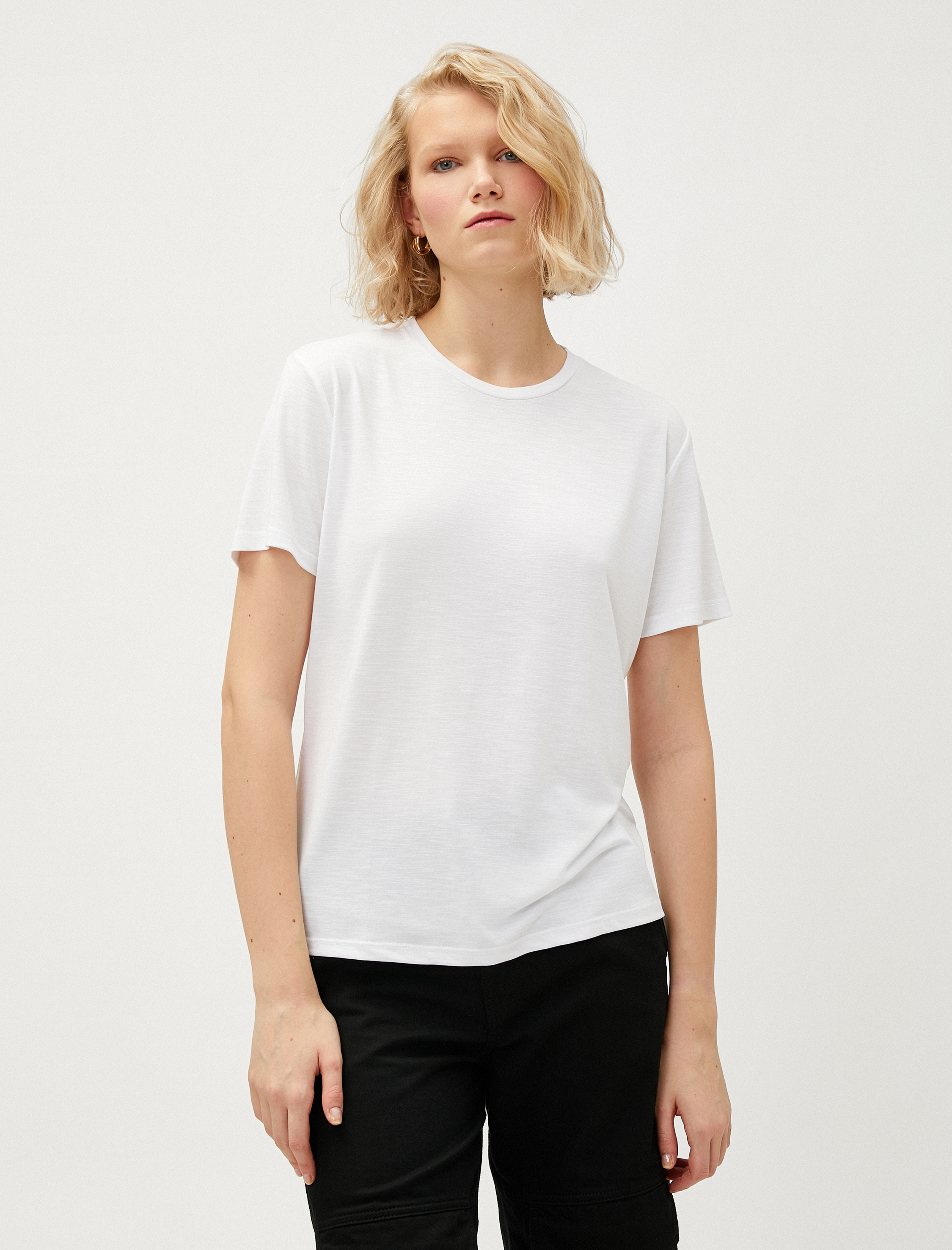 Basic Modal Tişört Kısa Kollu