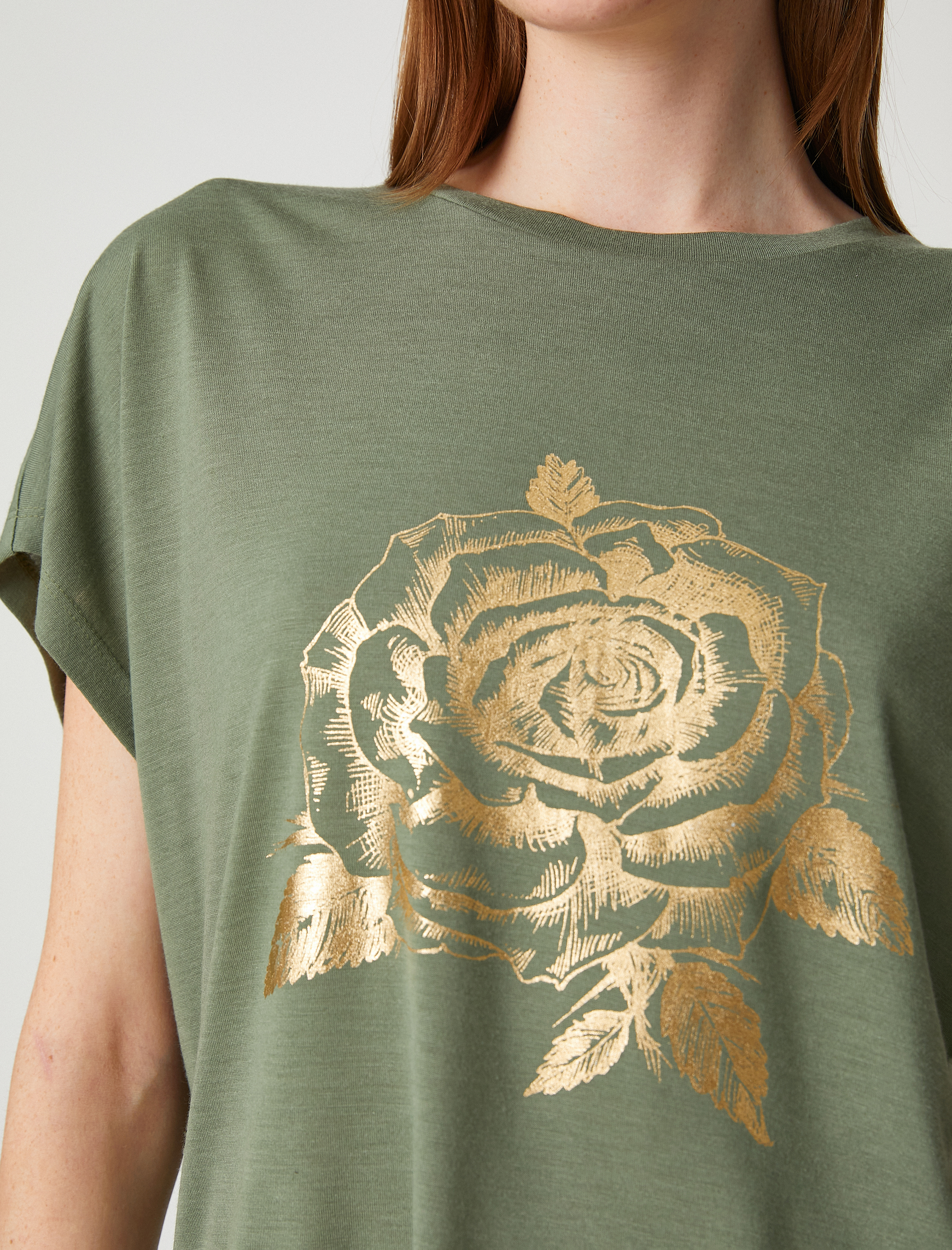   Parlak Baskılı Tişört Bisiklet Yaka