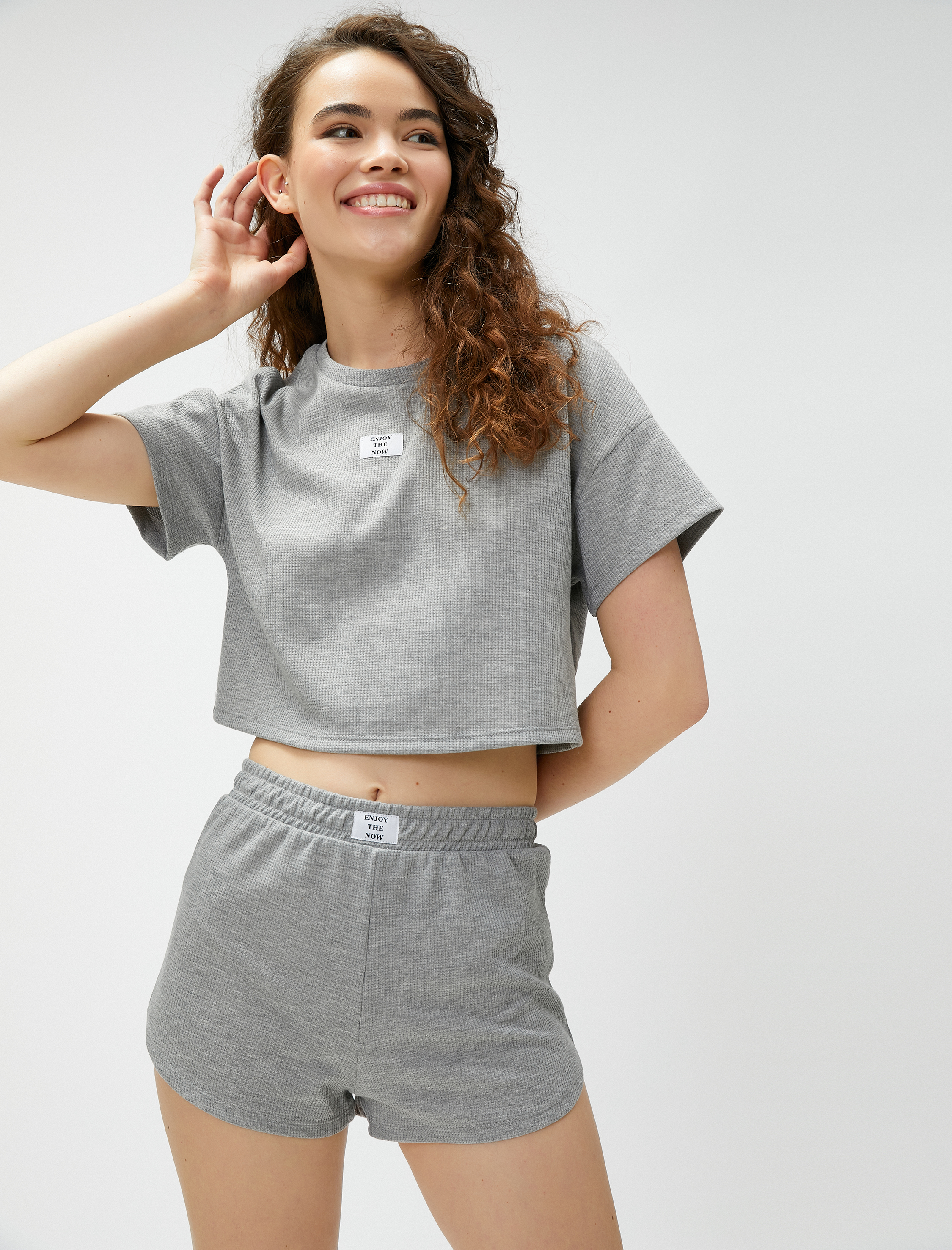 Pijama Altı Şort Beli Lastikli Etiket Detaylı