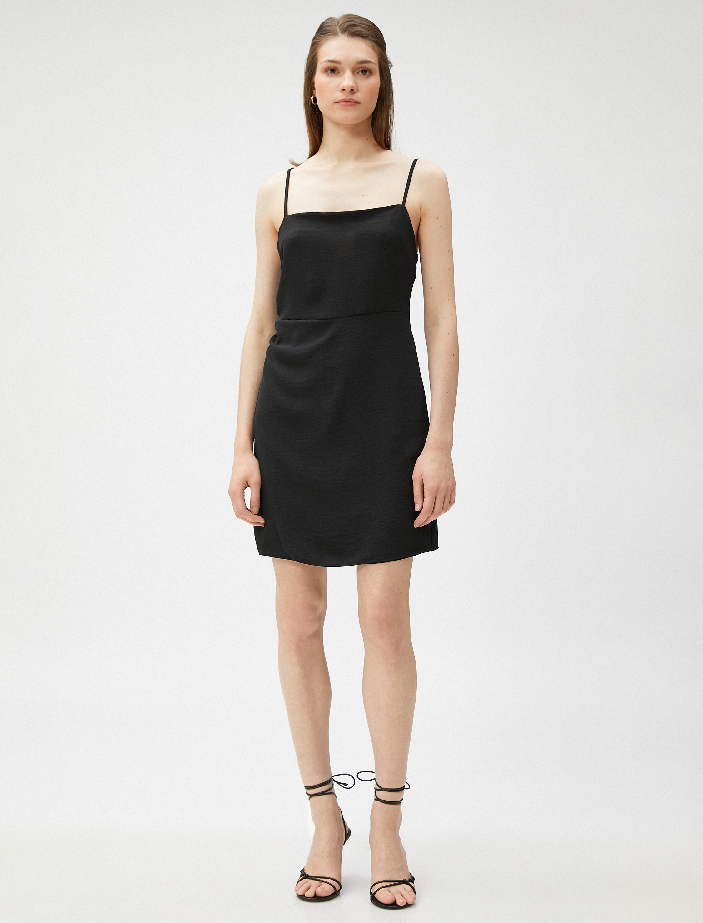   Askılı Mini Elbise Kare Yaka