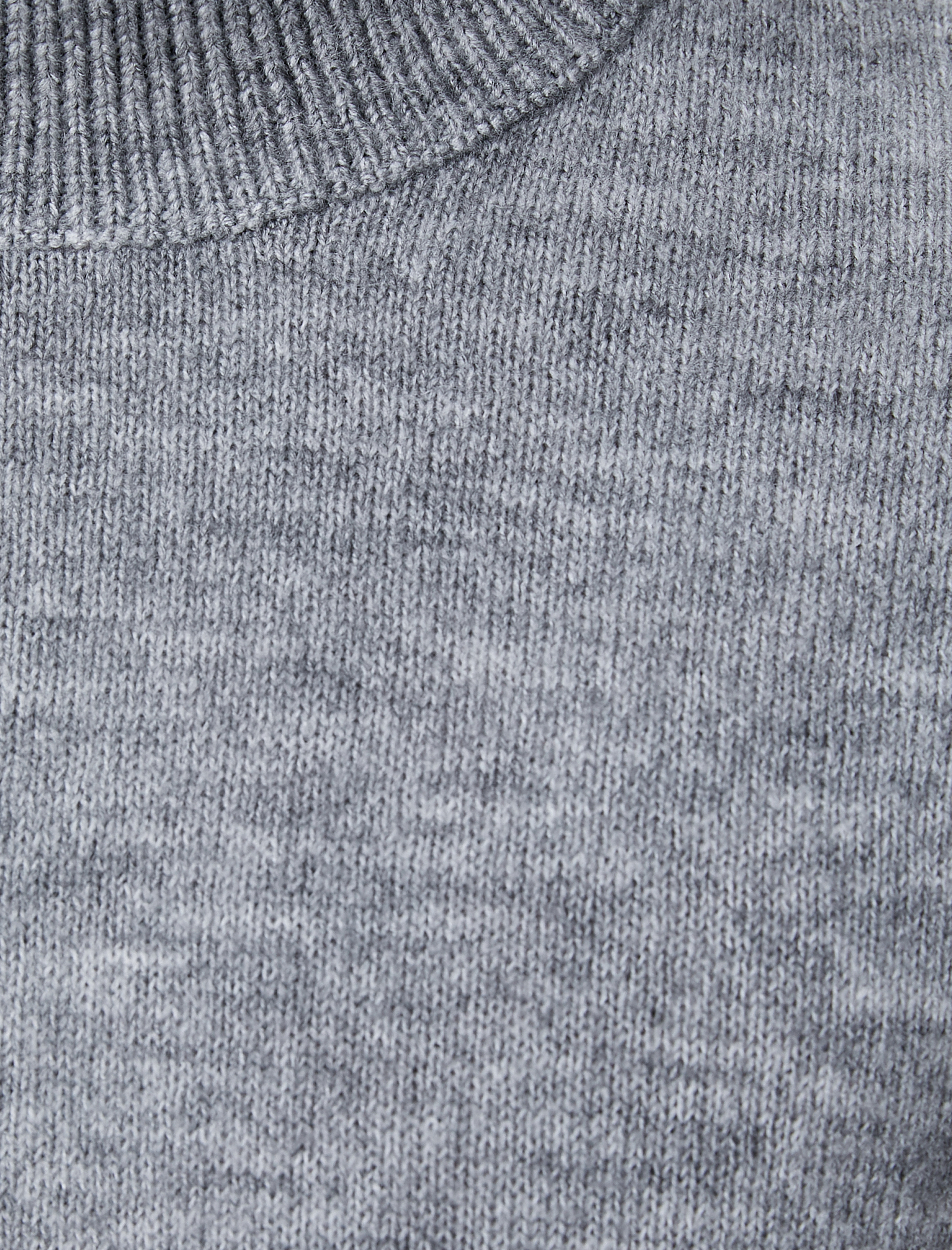   Basic Triko Kazak Yarım Balıkçı Yaka Dar Kesim