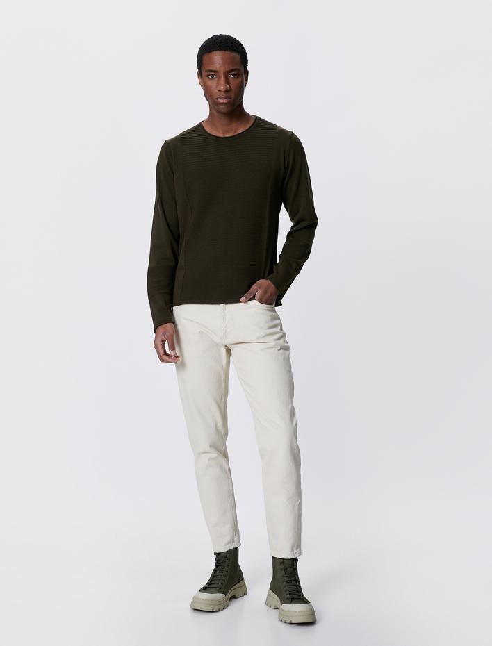  Basic Triko Kazak Dokulu Yuvarlak Yaka Dar Kesim