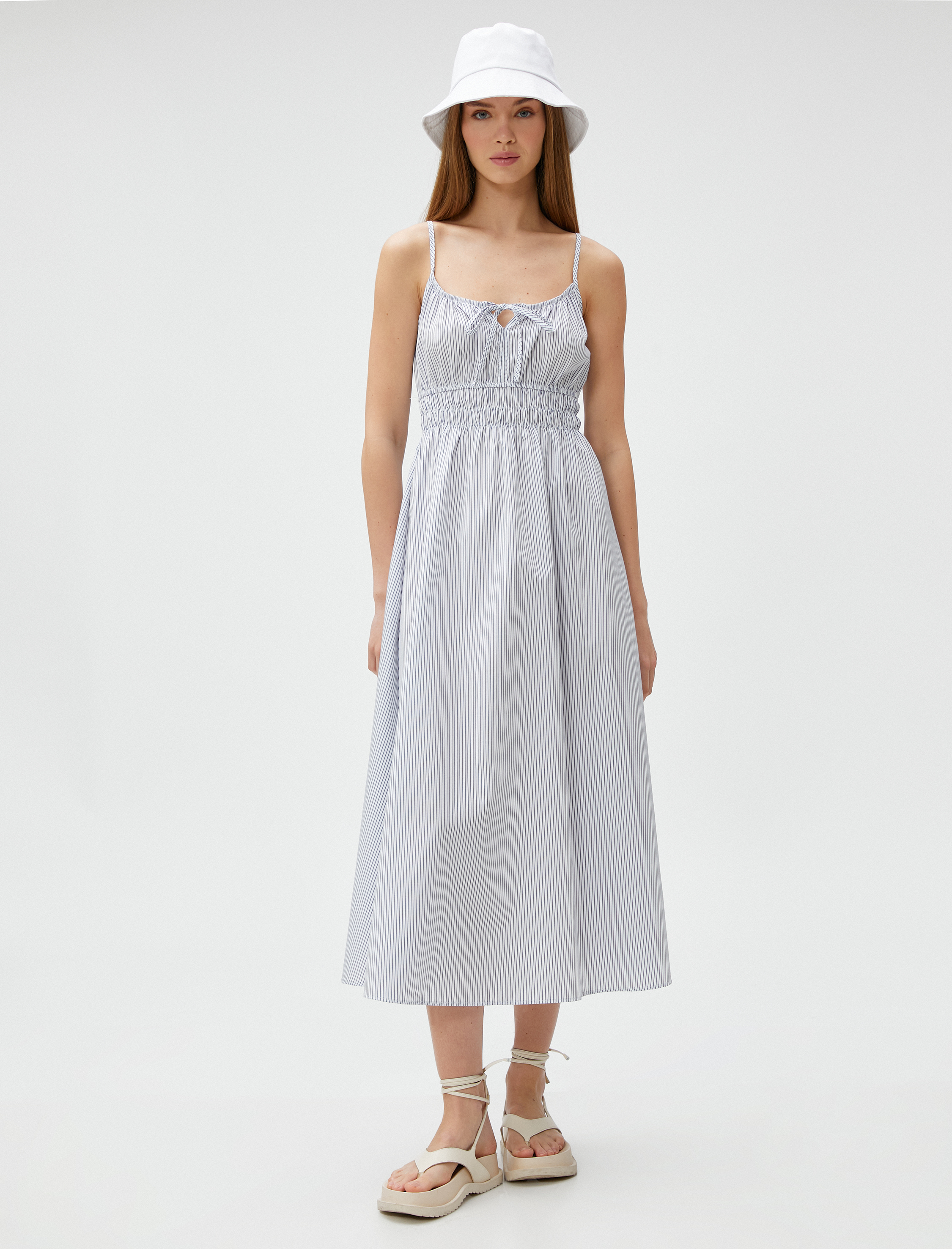   Midi Elbise İnce Askılı Gipeli Pencere Detaylı