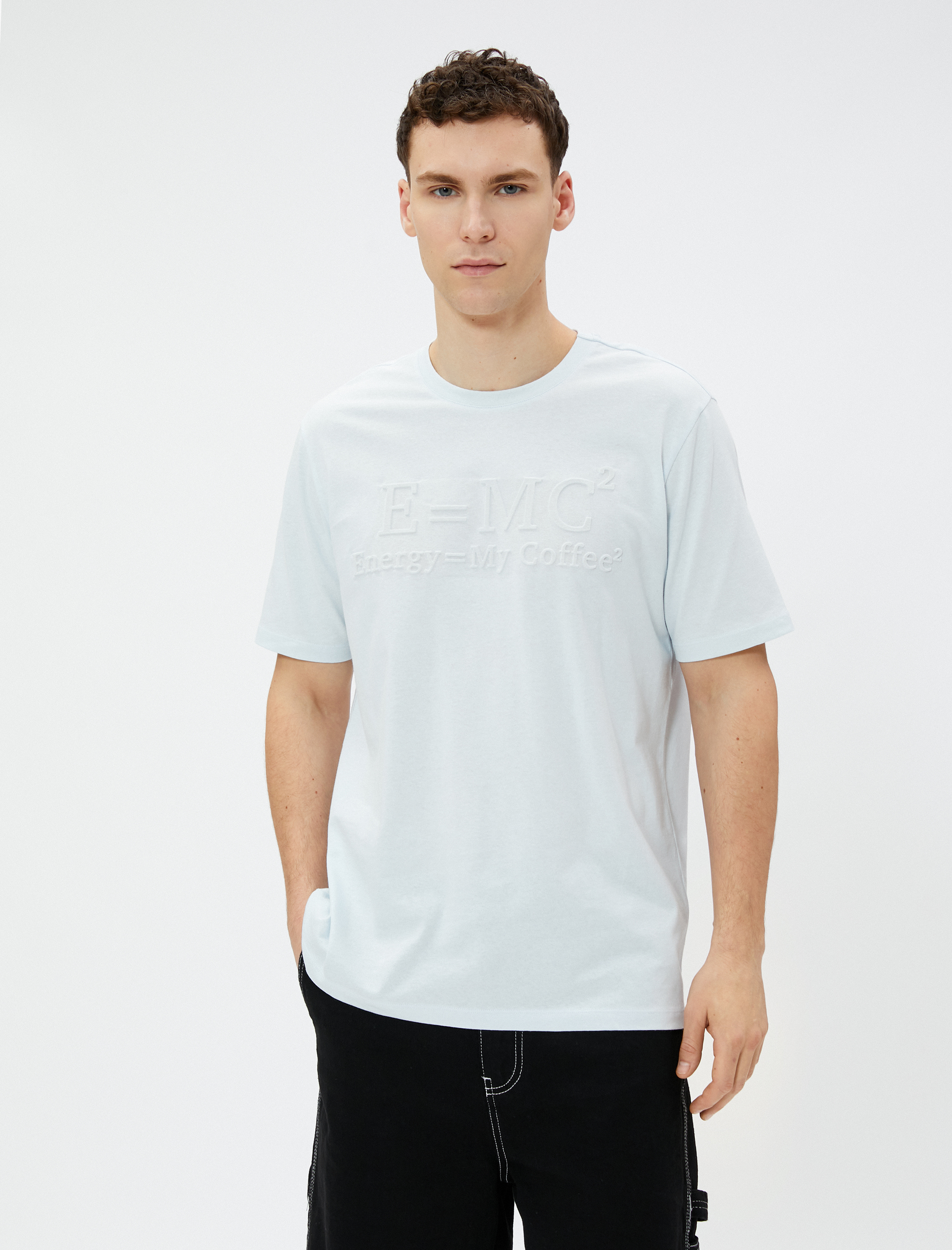   Tişört Pamuklu Kabartma Baskı Detaylı Kısa Kollu Bisiklet Yaka