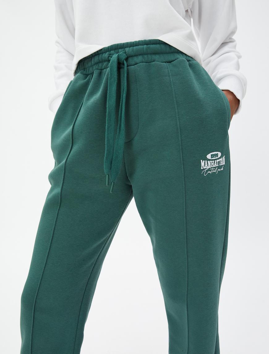   Şardonlu Jogger Eşofman Altı Kolej Baskılı Nervürlü Beli Bağcıklı