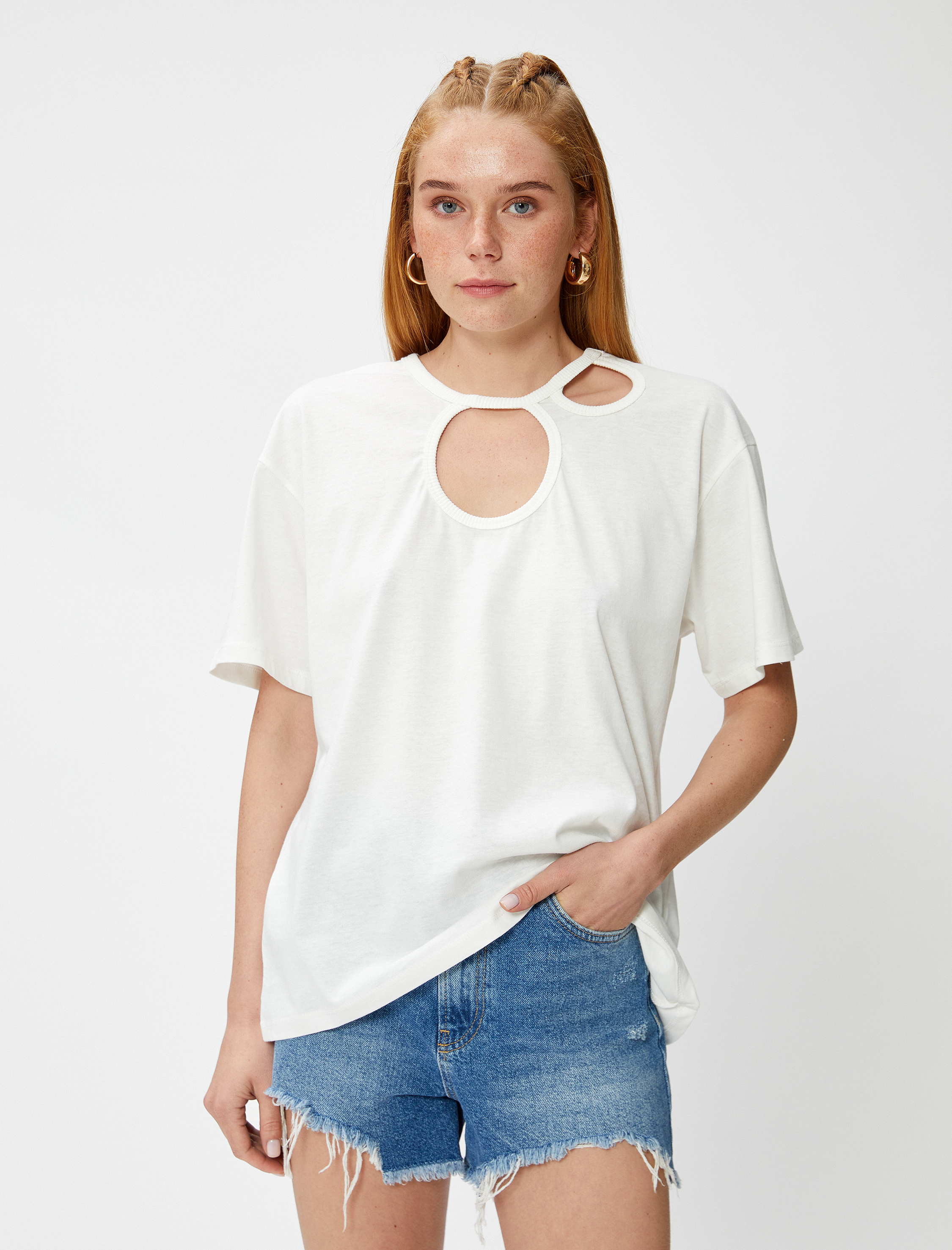   Pamuklu Tişört Pencere Detaylı Relax Fit