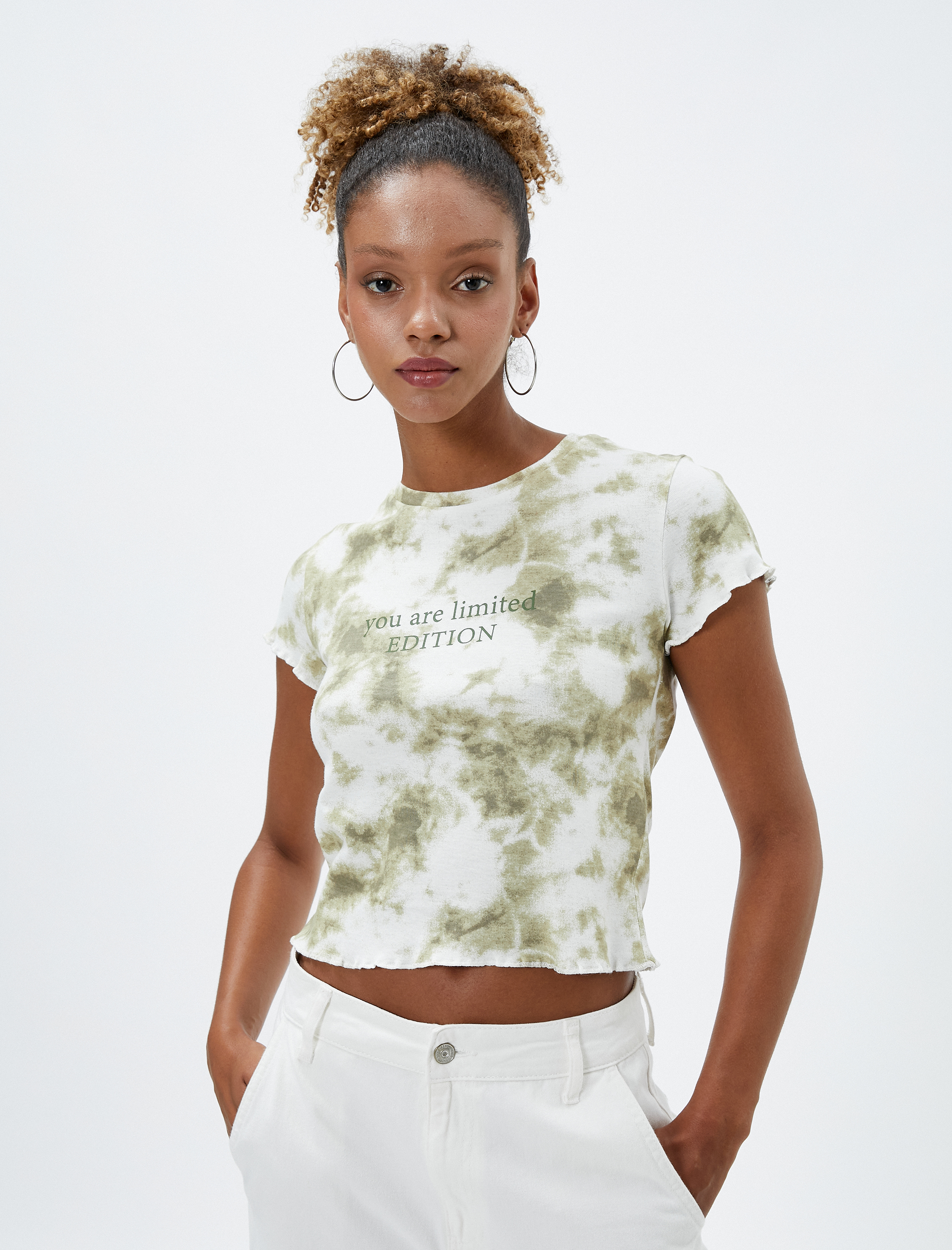   Slogan Baskılı Tişört Batik Detaylı Kısa Kollu Bisiklet Yaka