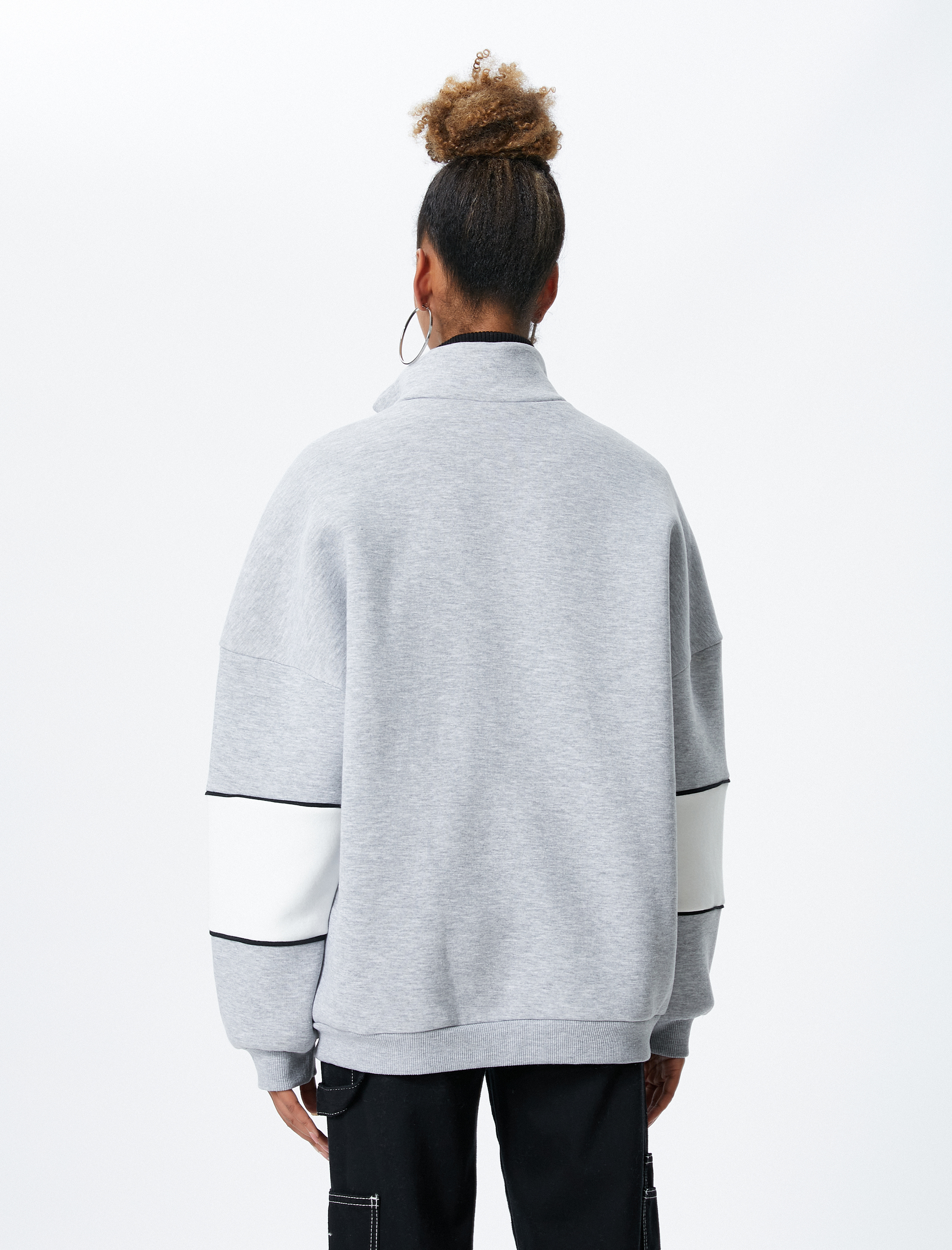   Şardonlu Dik Yaka Sweatshirt Baskılı Yarım Fermuarlı Uzun Kollu