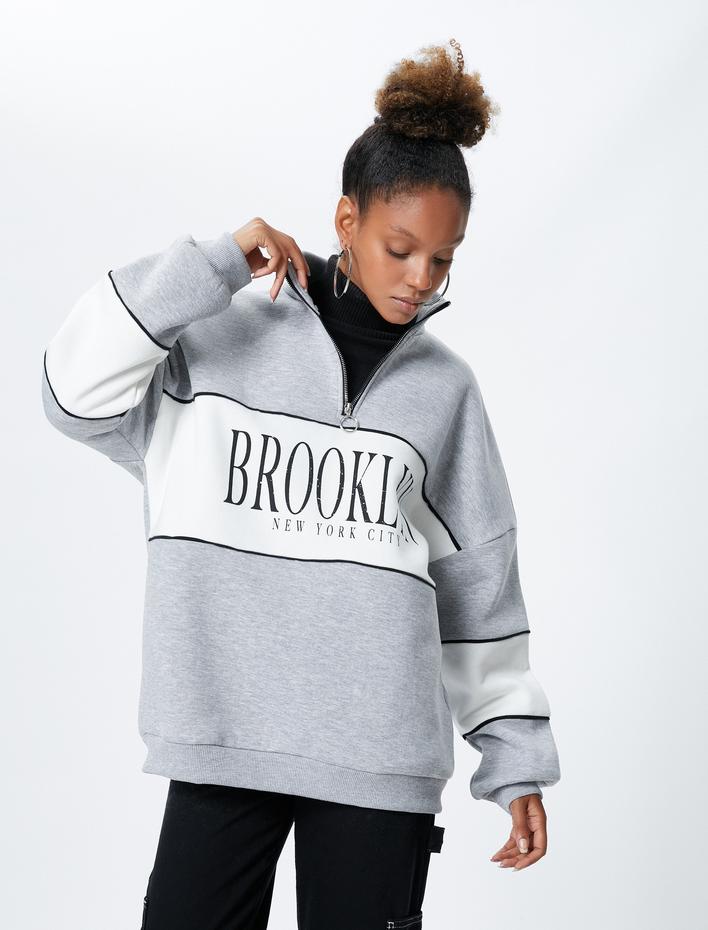  Şardonlu Dik Yaka Sweatshirt Baskılı Yarım Fermuarlı Uzun Kollu