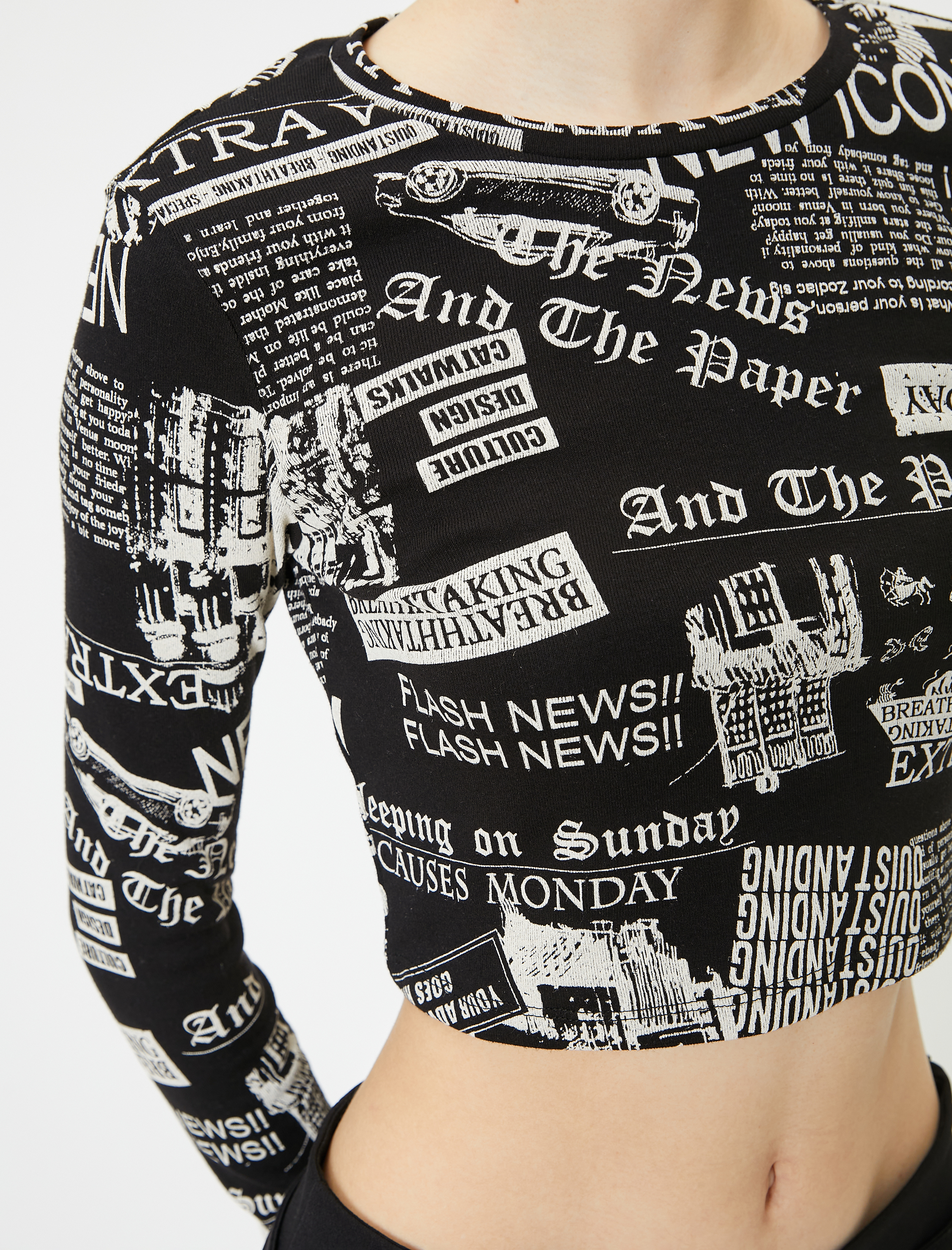   Uzun Kollu Baskılı Crop Tişört Bisiklet Yaka Slim Fit