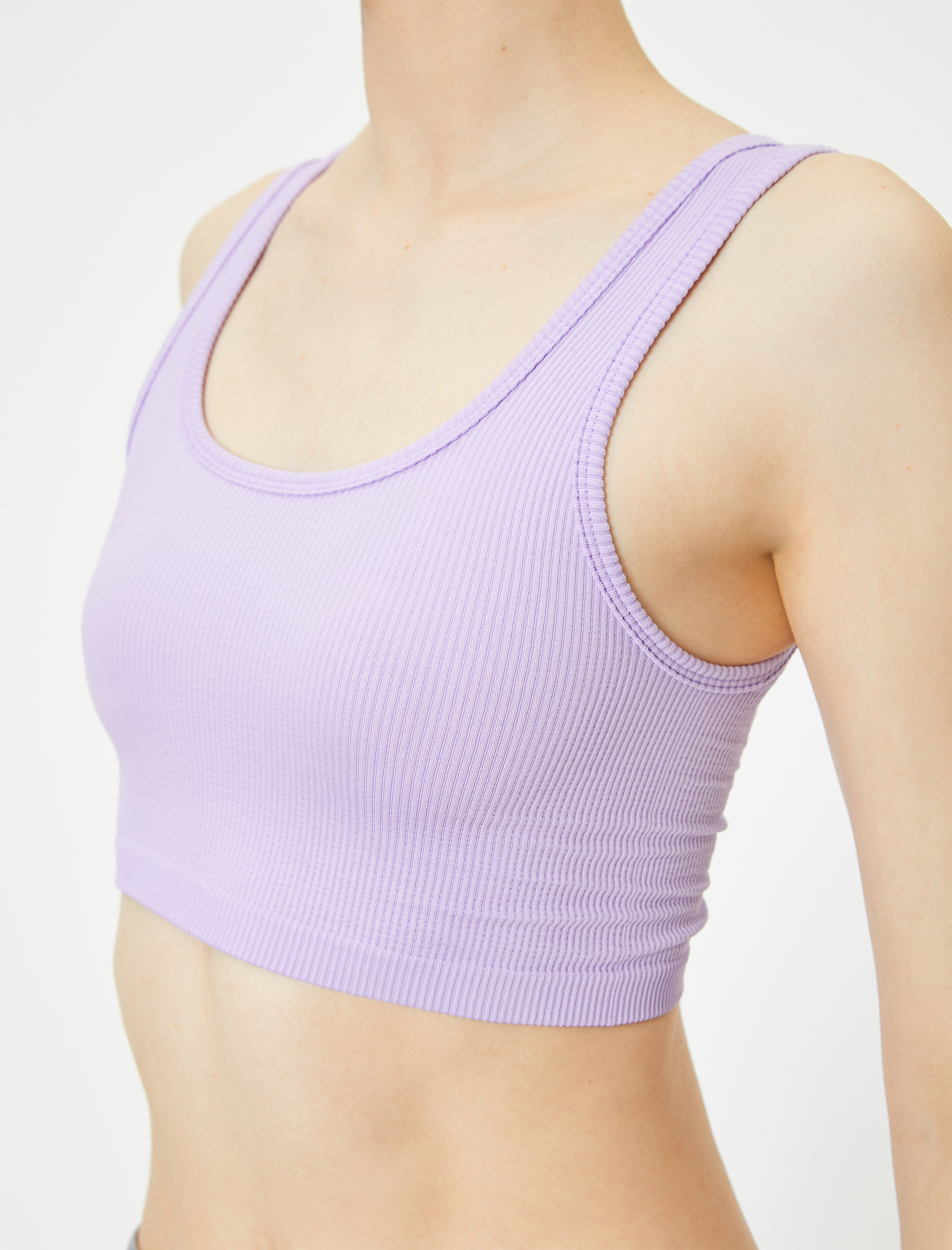   Spor Yarım Atlet Dikişsiz Fitilli Slim Fit Kapsız