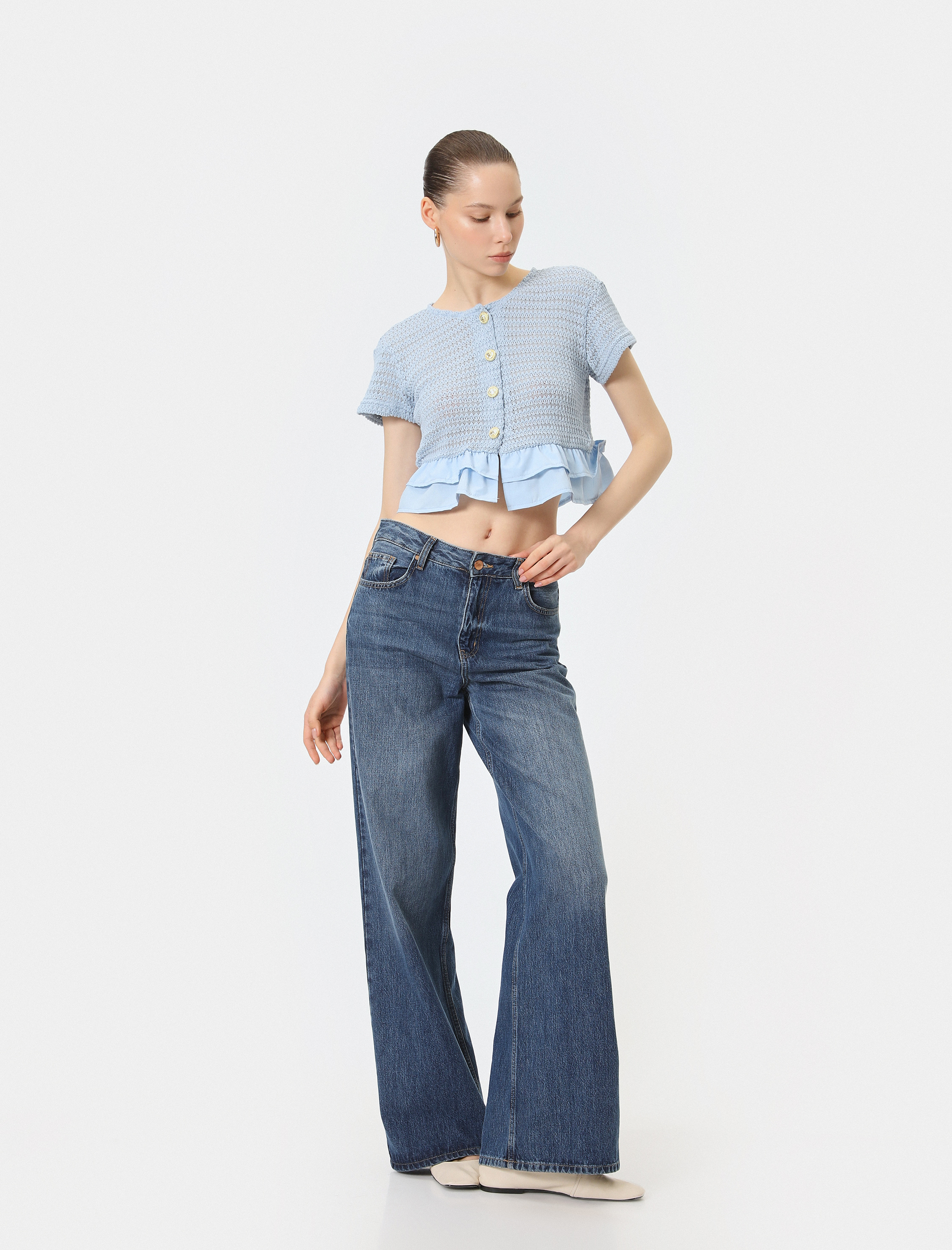   Fırfırlı Kroşe Hırka Kısa Kollu Yuvarlak Yaka Gold Düğmeli