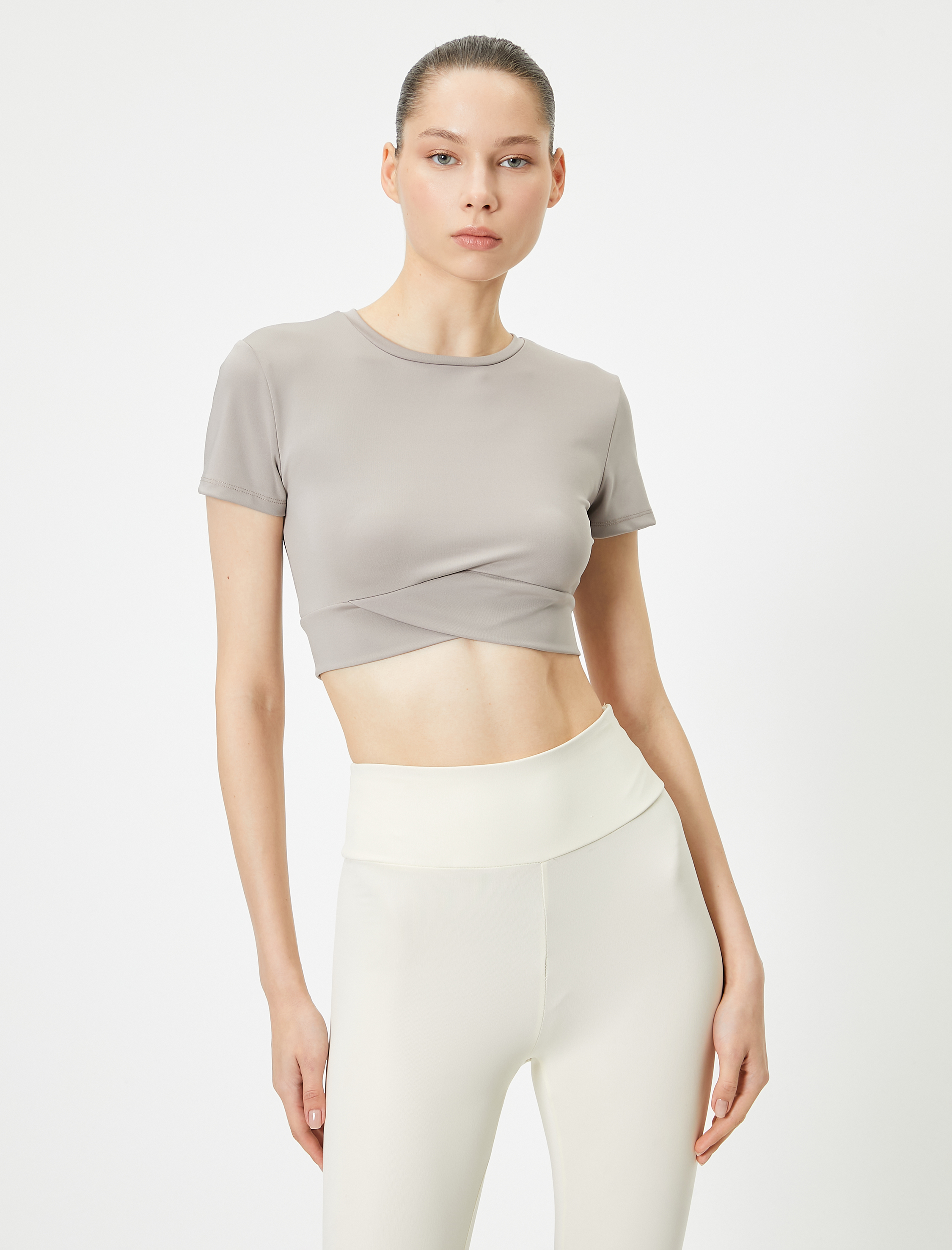   Spor Crop Yoga Tişört Slim Fit Asimetrik Kesim Kısa Kollu İnterlok