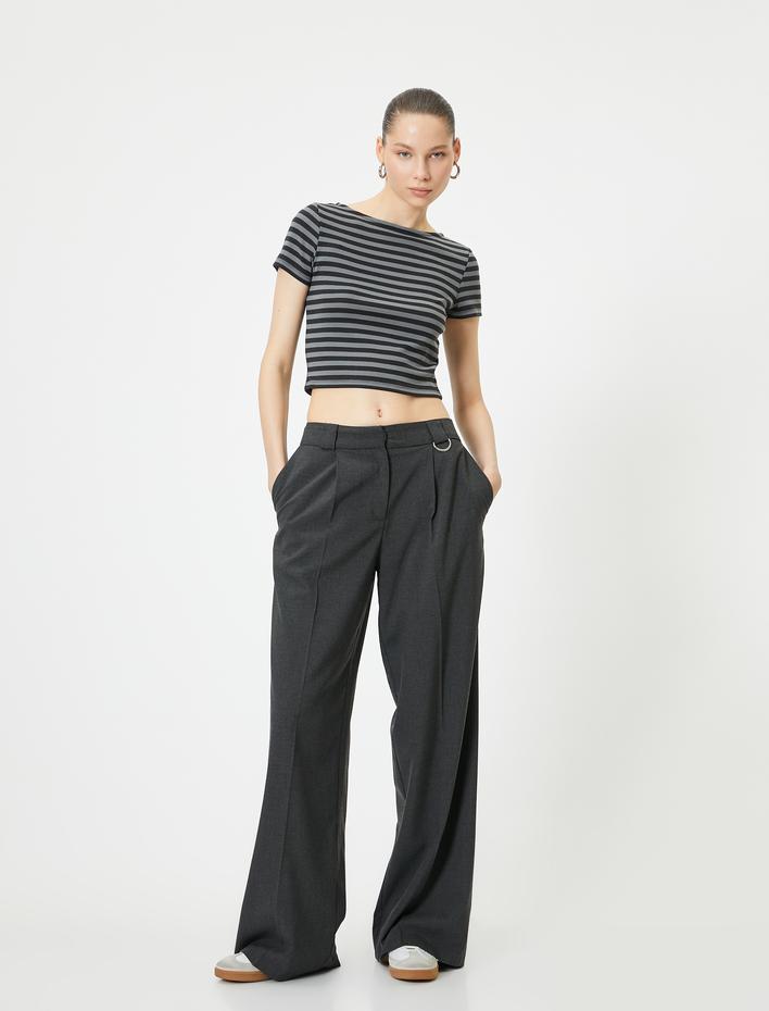  Crop Tişört Kısa Kollu Kayık Yaka Likralı