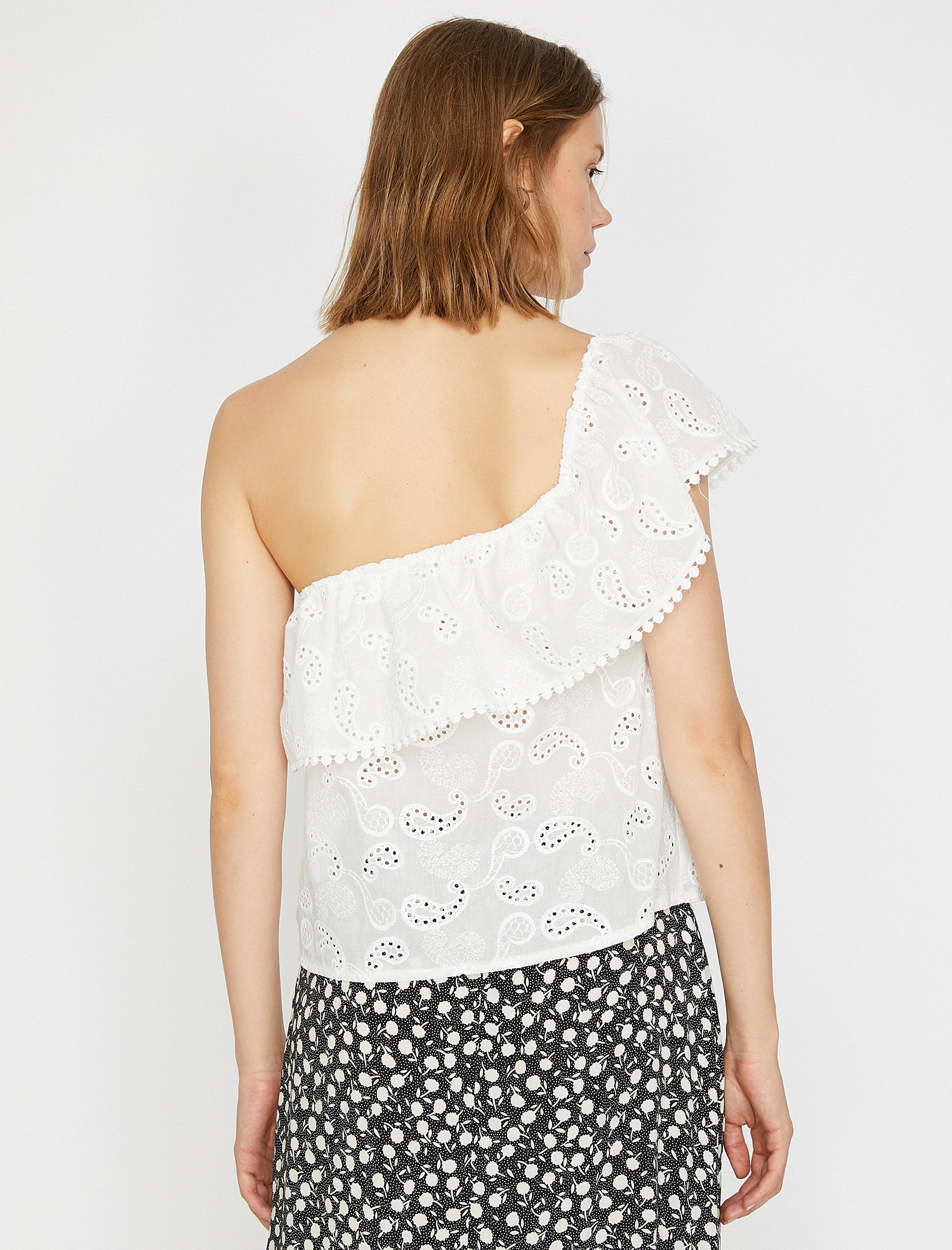   Dantel Detaylı Bluz