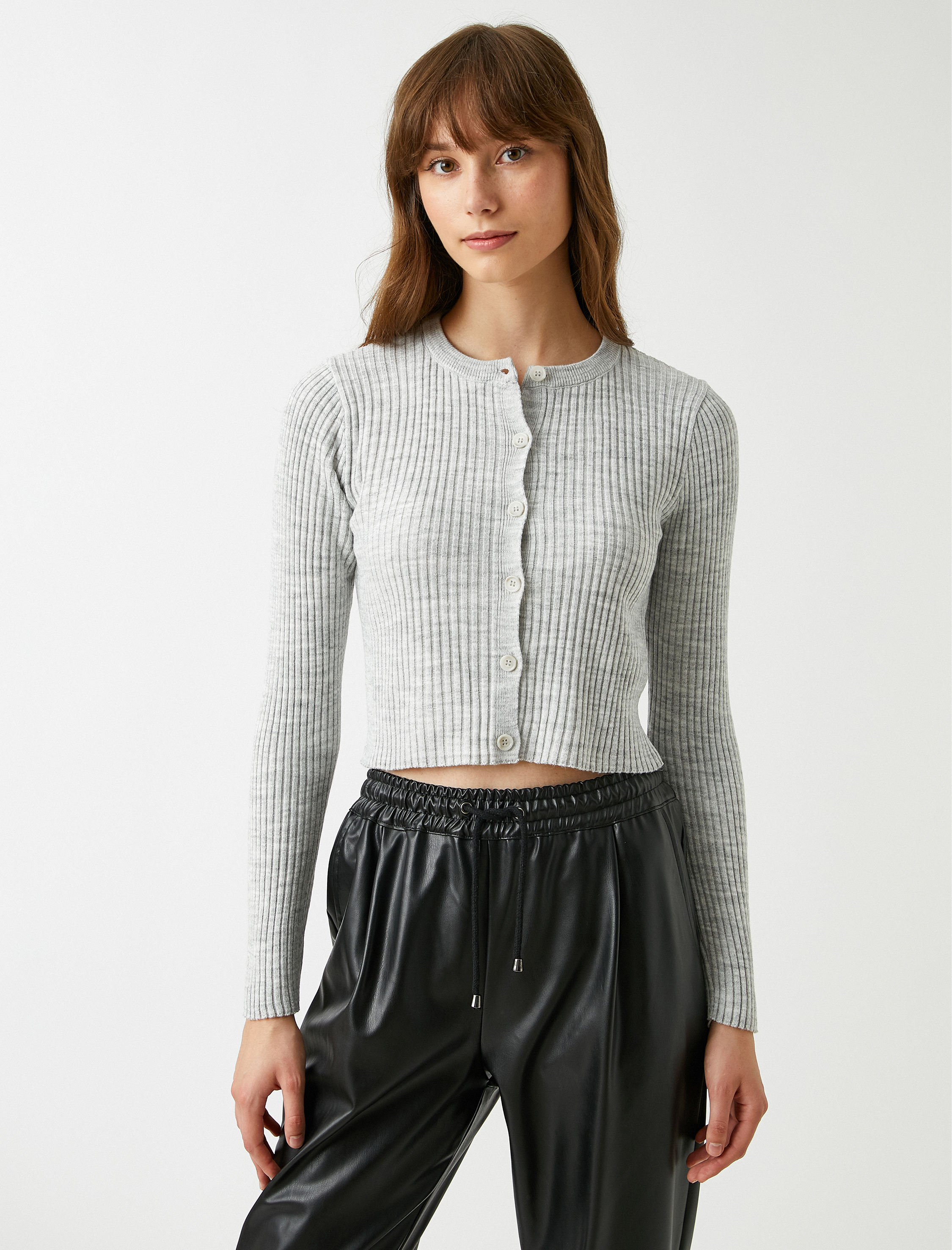   Düğme Detaylı Uzun Kollu Basic Triko Hırka