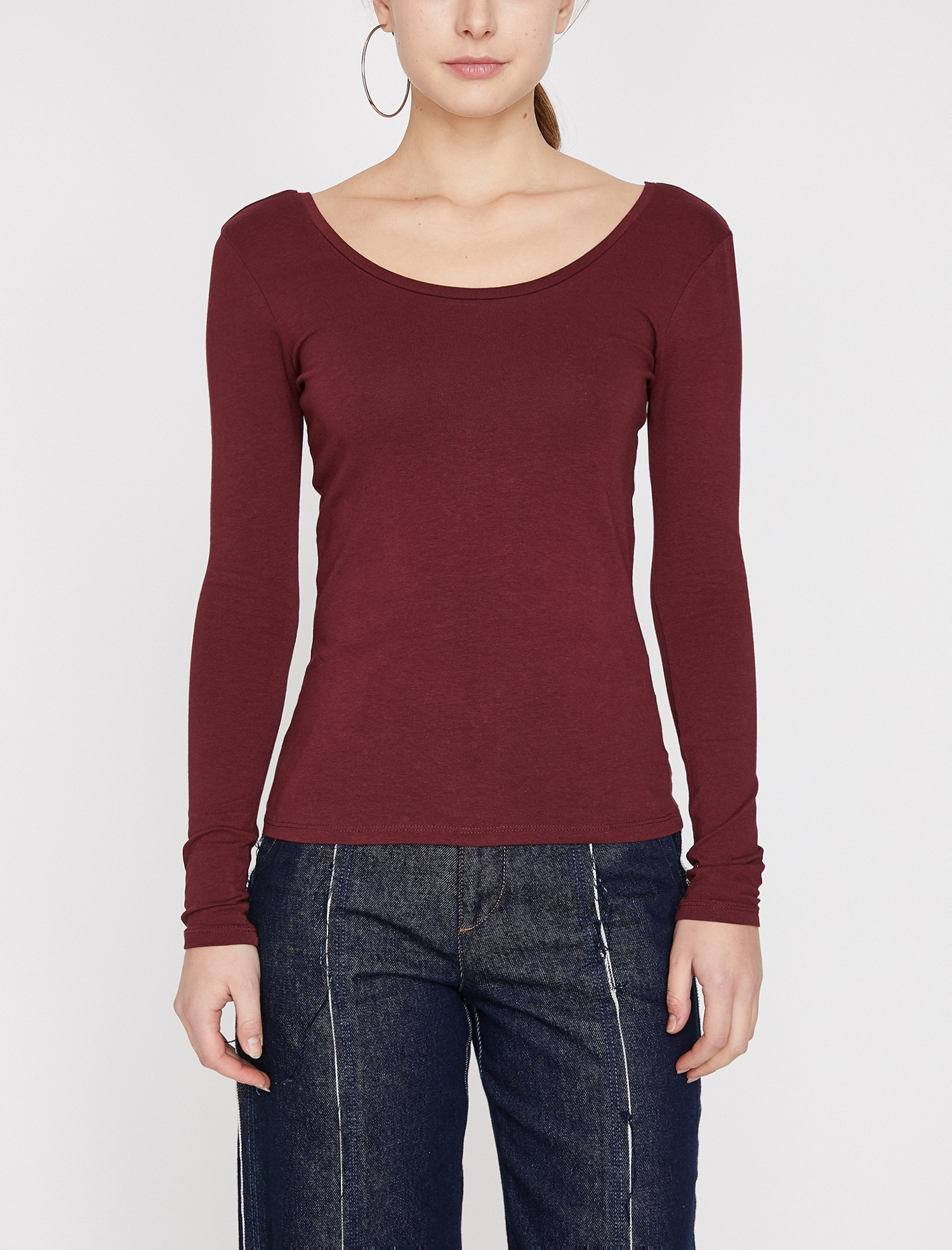   Uzun Kollu Tişört Oyuk Yaka