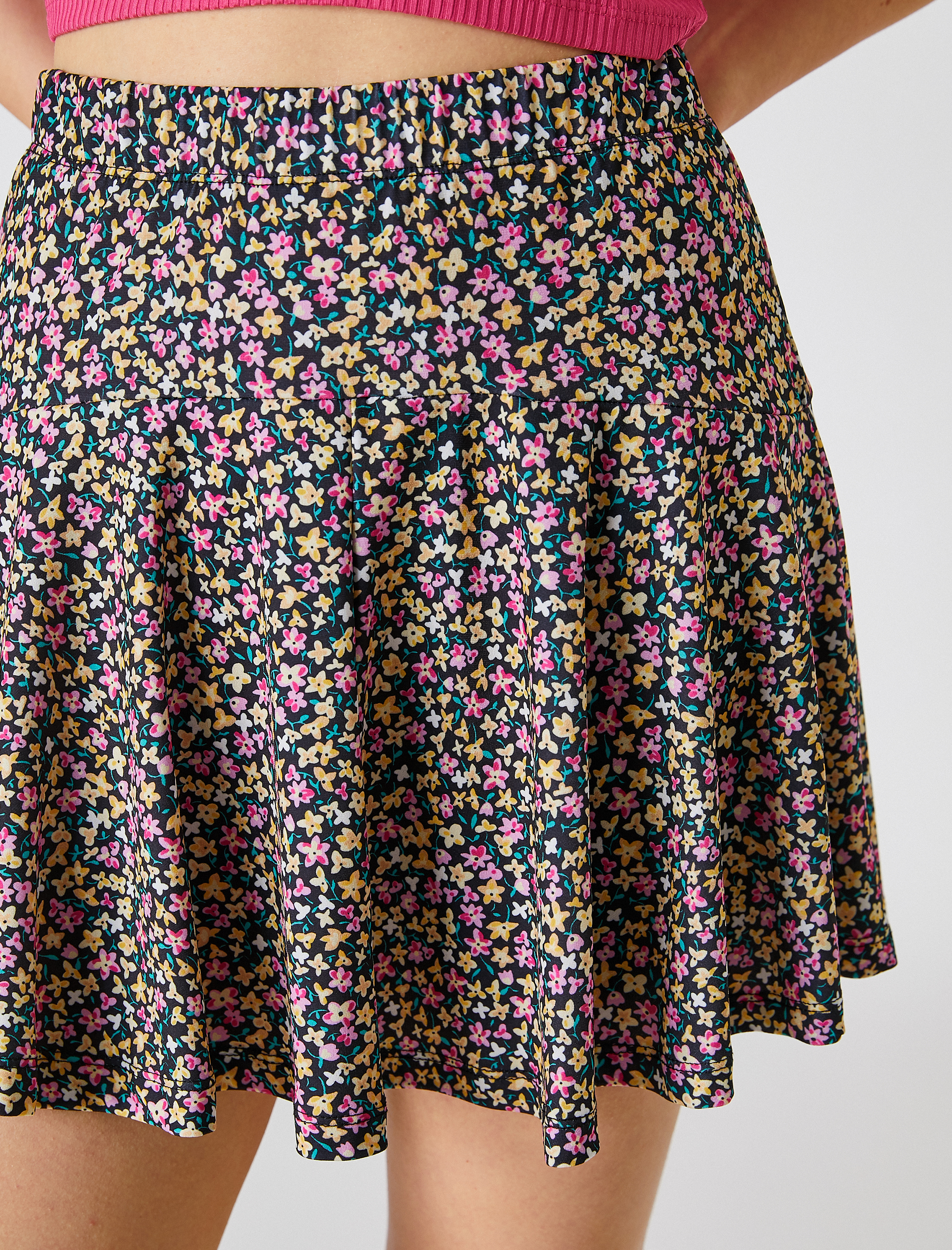   Çiçekli Mini Etek Beli Lastikli