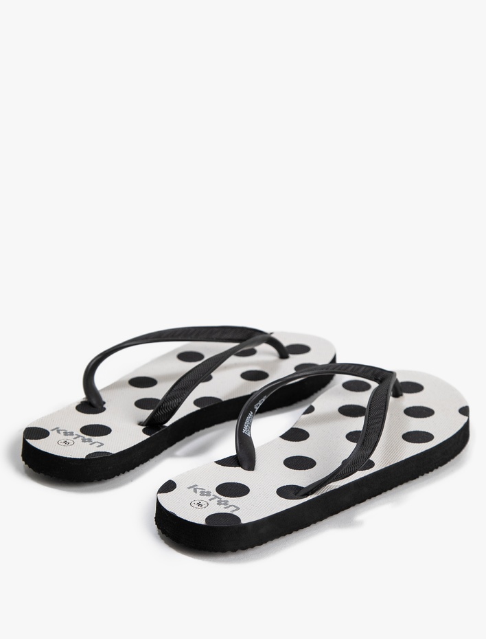 Kadın Parmak Arası Terlik Desenli