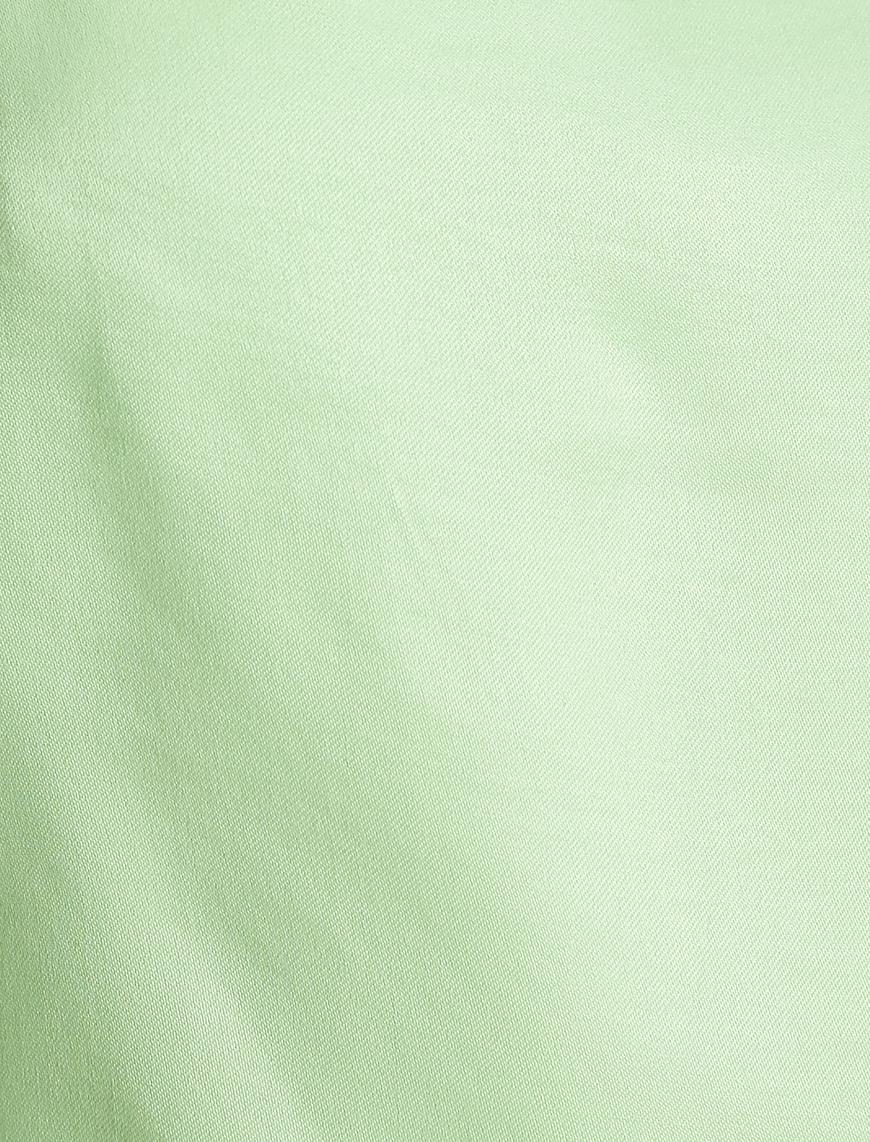   Sırt Detaylı Crop Atlet