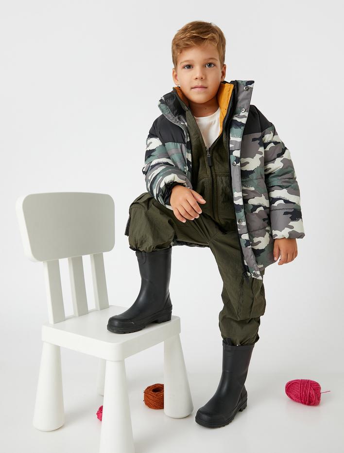 Erkek Çocuk Şişme Mont Kamuflaj Desenli