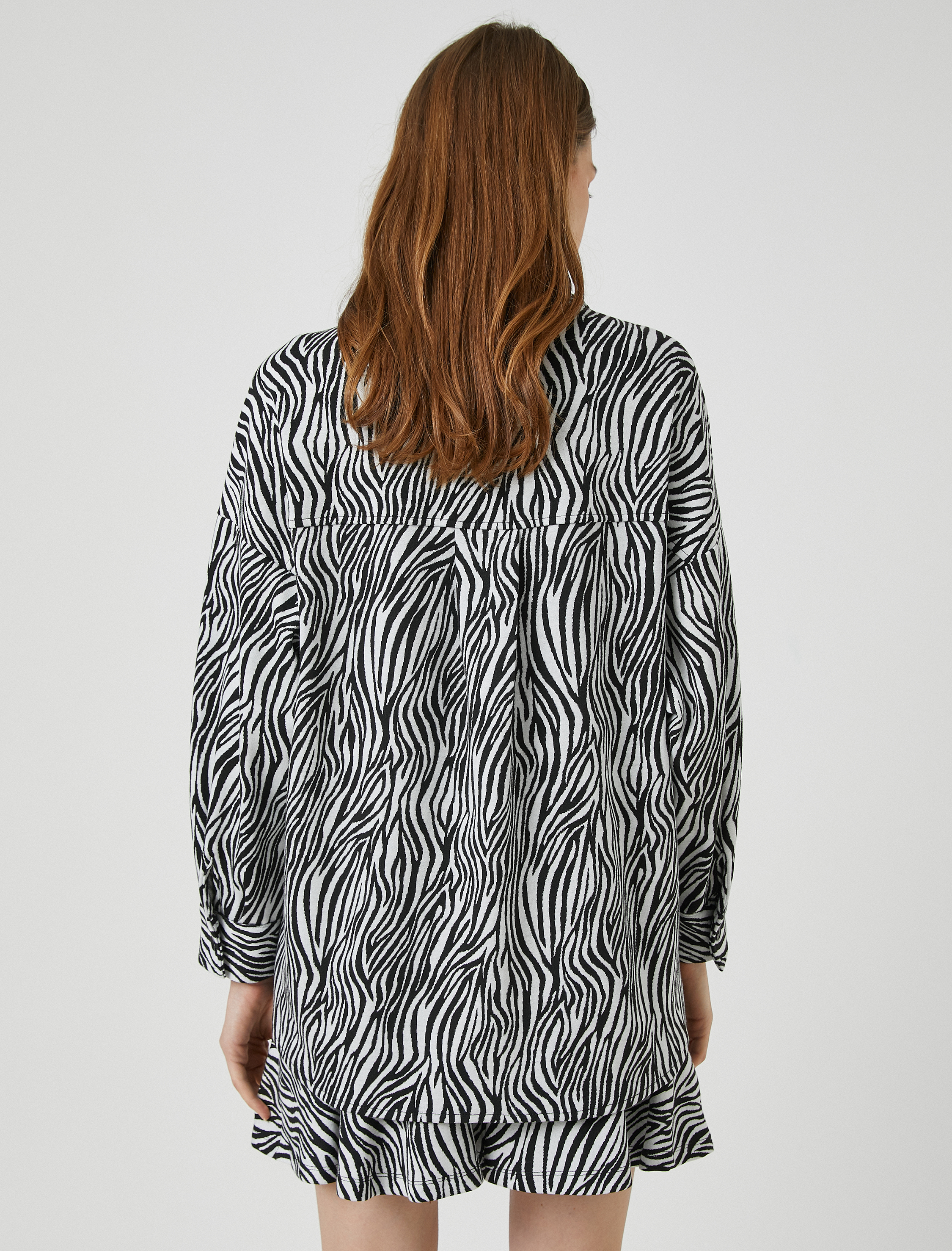 Zebra Desenli Gömlek Cepli Uzun Kollu
