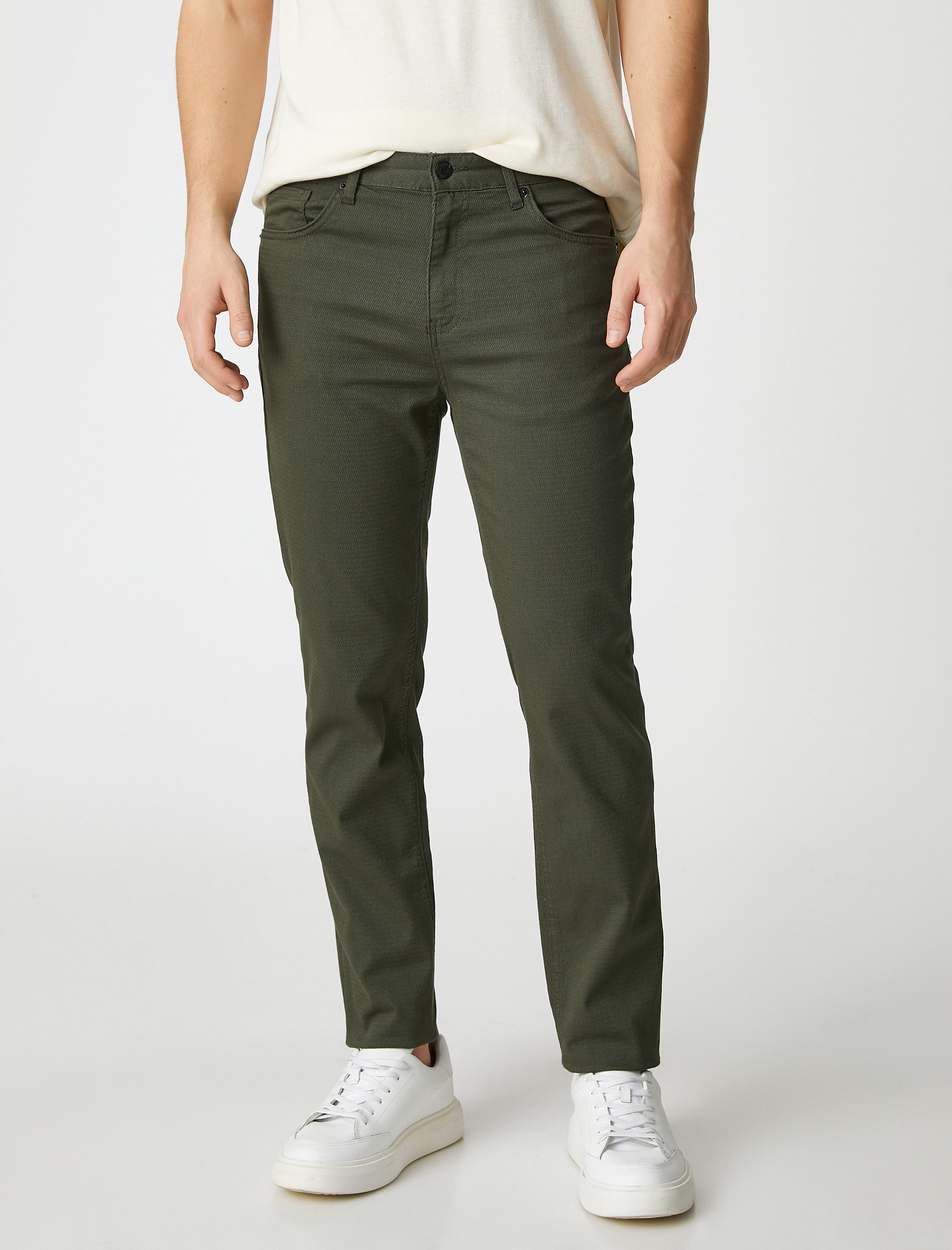   Dar Kesim Pantolon 5 Cepli Düğmeli Dokulu