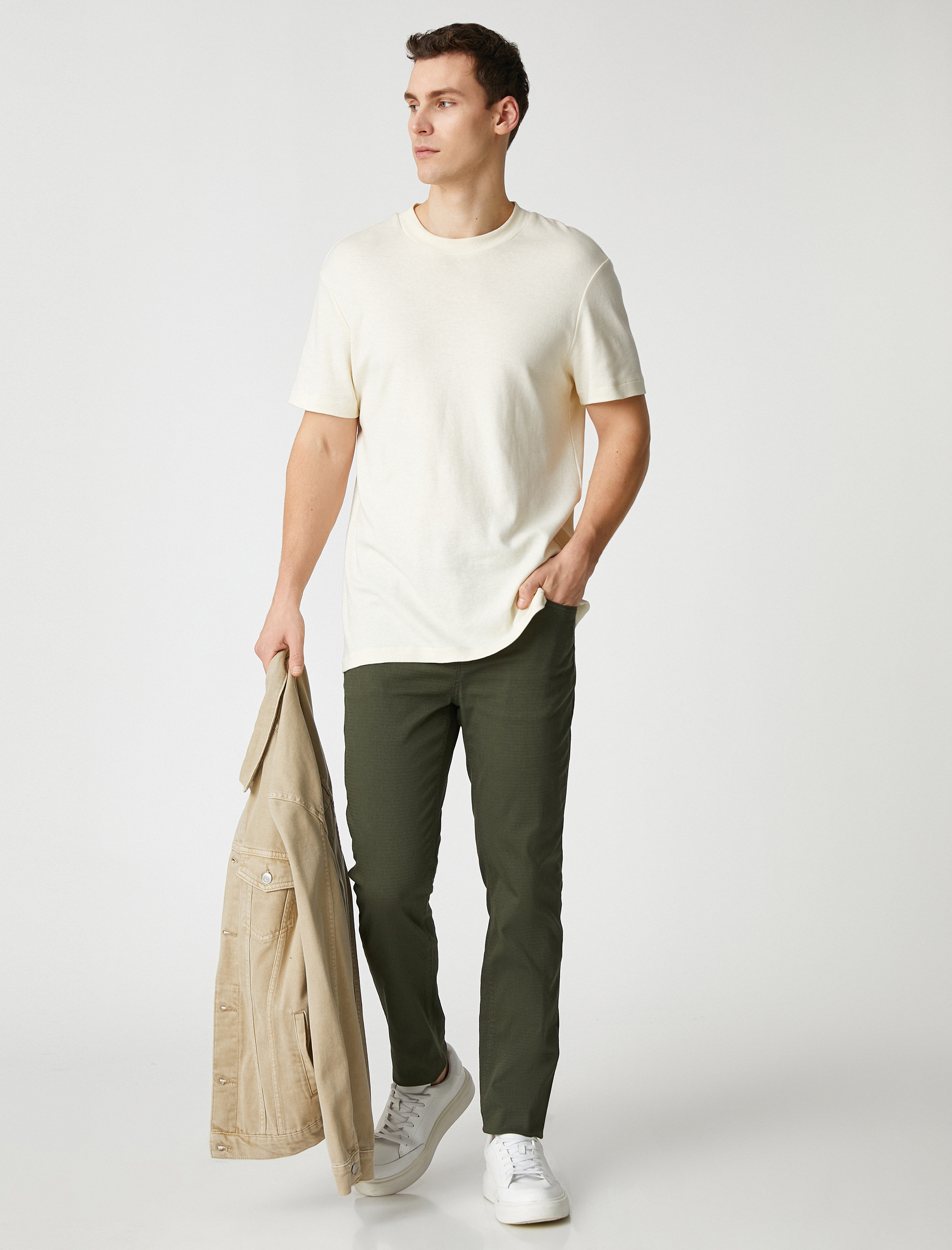   Dar Kesim Pantolon 5 Cepli Düğmeli Dokulu