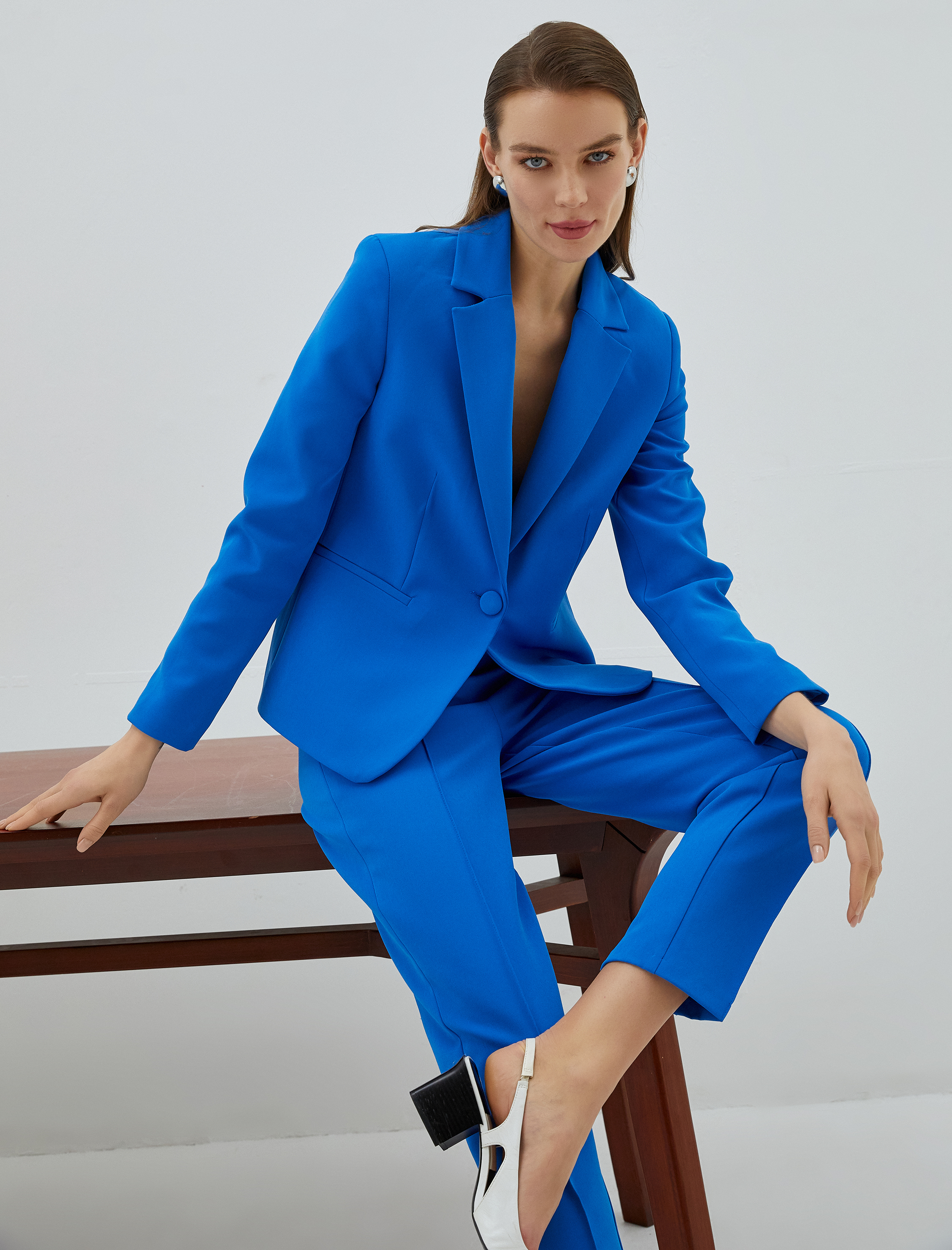   Tek Düğmeli Blazer Ceket Yırtmaç Detaylı