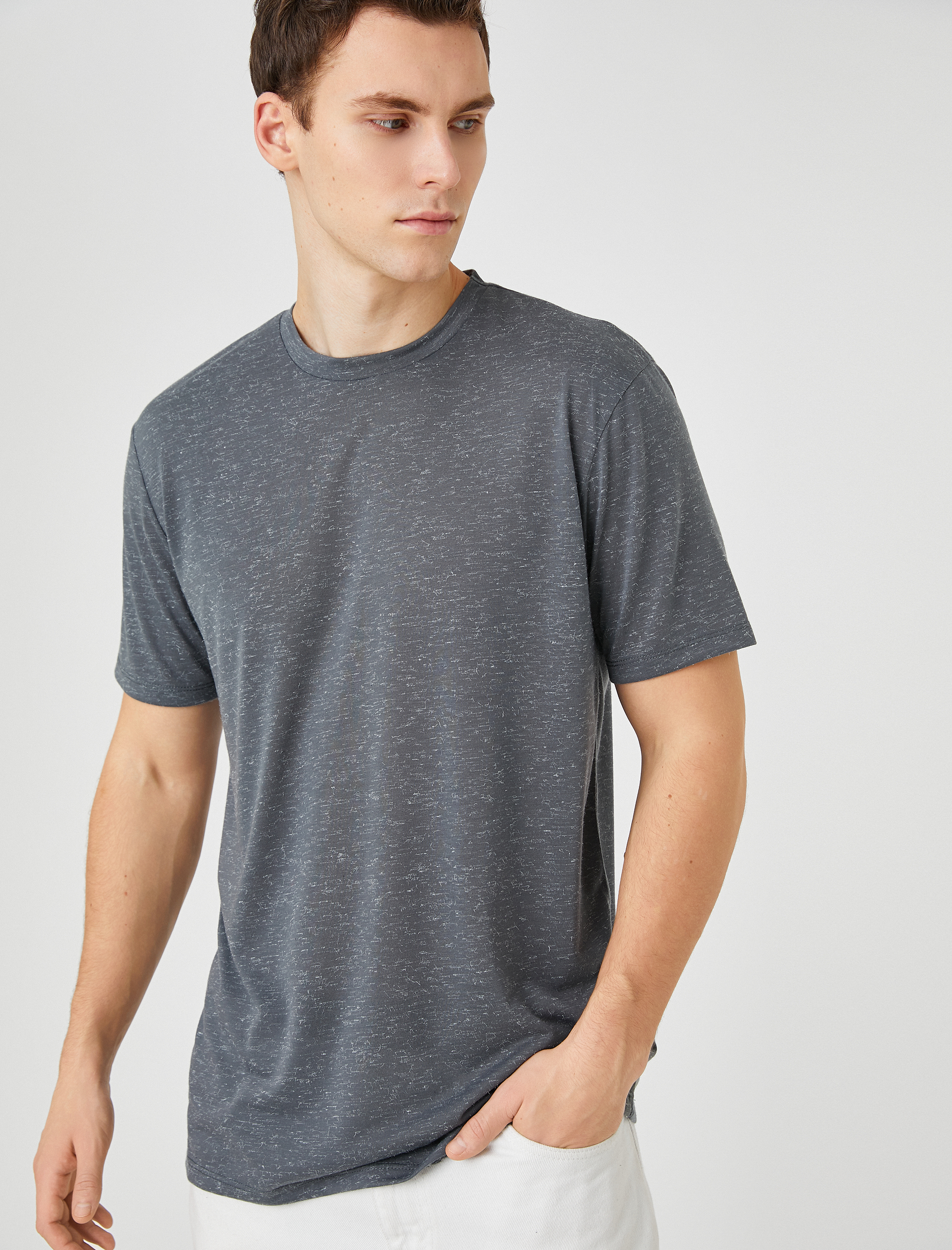   Basic Tişört Bisiklet Yaka Kısa Kollu Dar Kesim