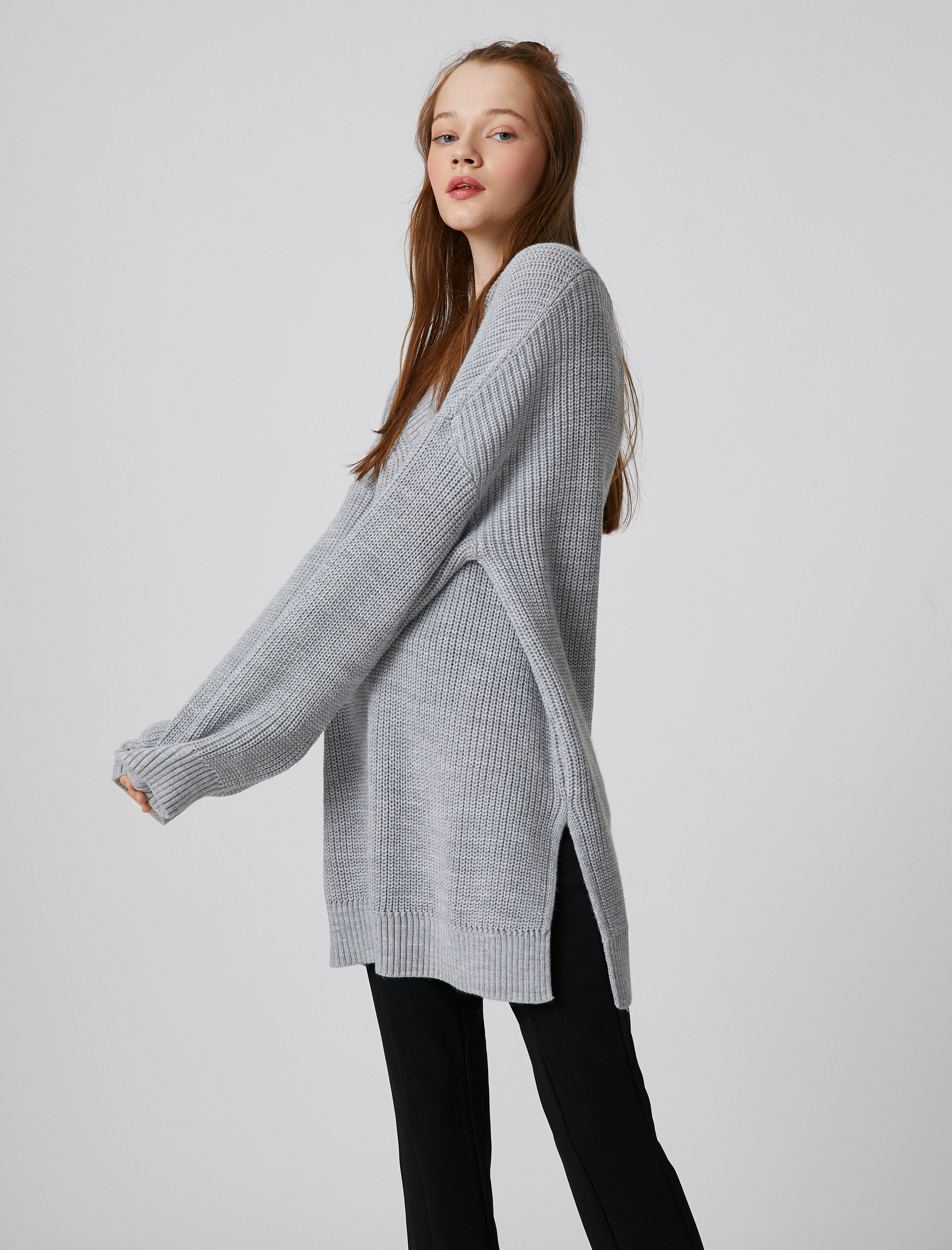   Oversize Triko Kazak V Yaka Uzun Kollu