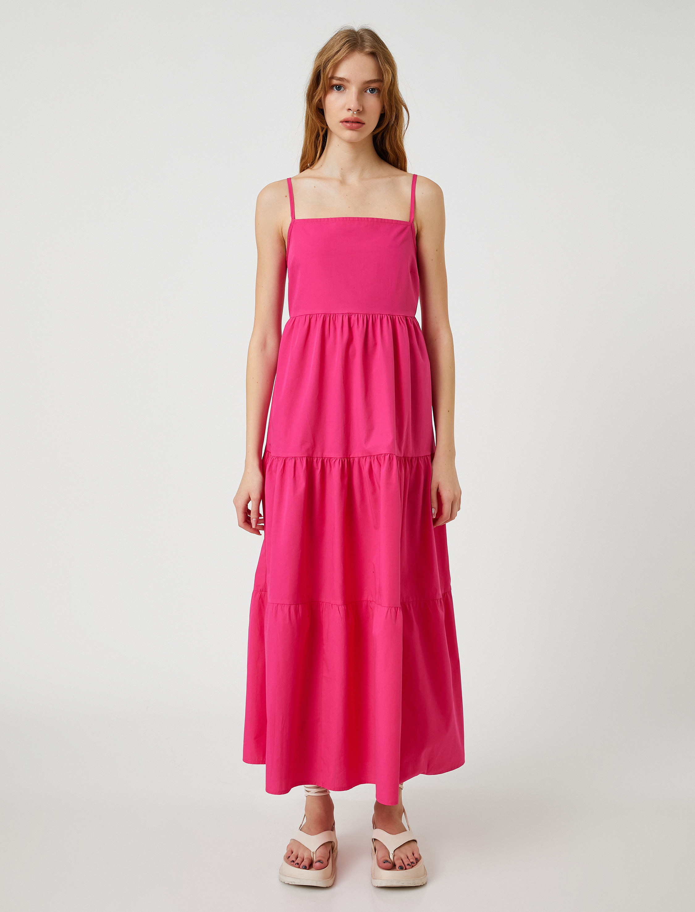 Uzun Katlı Poplin Elbise Kare Yaka İnce Askılı