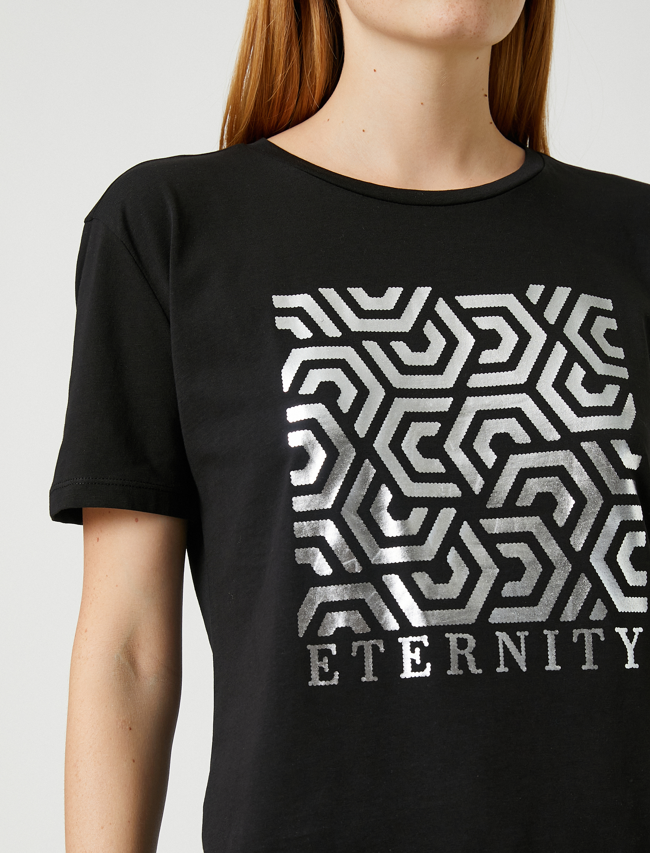   Parlak Baskılı Tişört Pamuklu