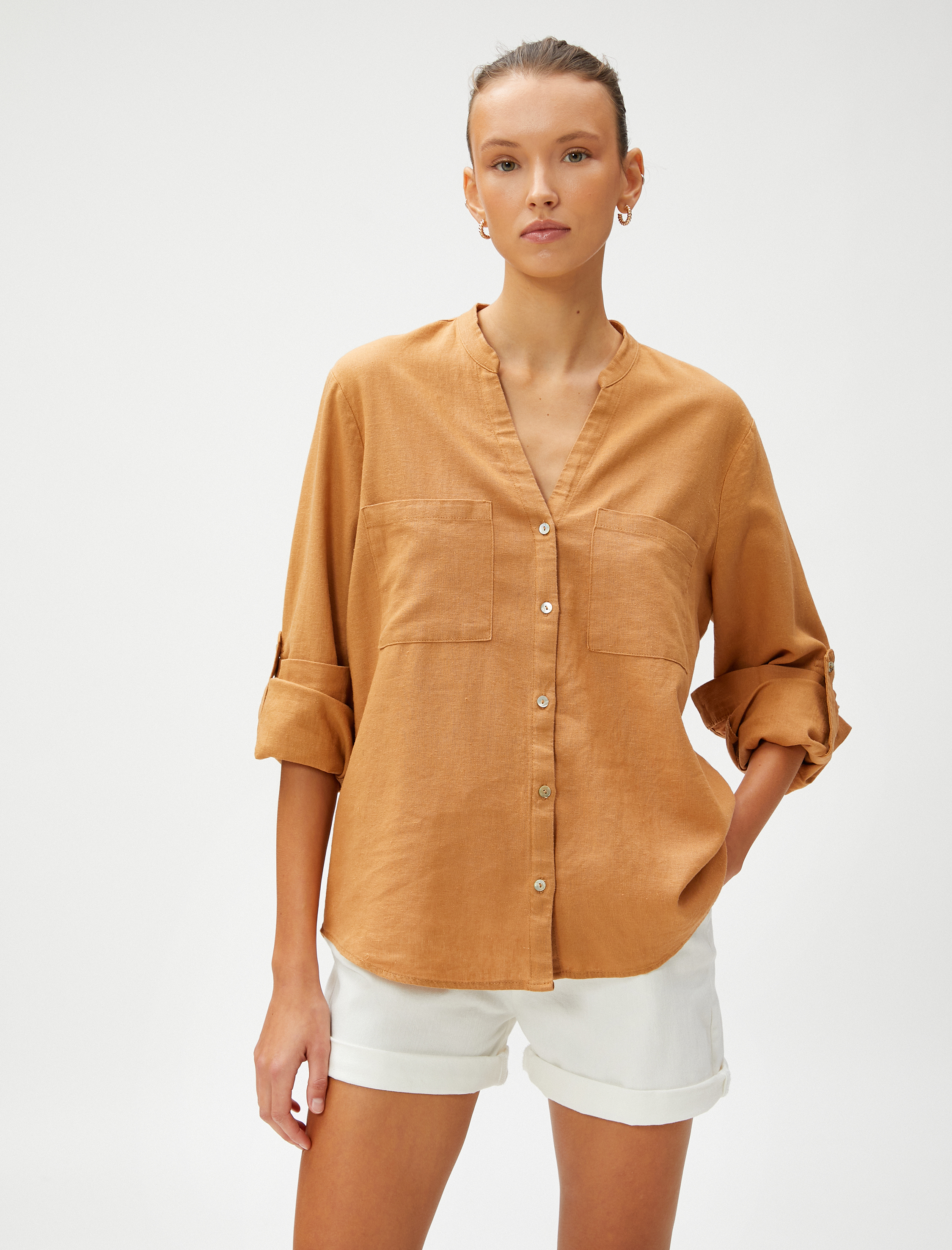   Keten Karışımlı Gömlek Kolları Katlama Detaylı