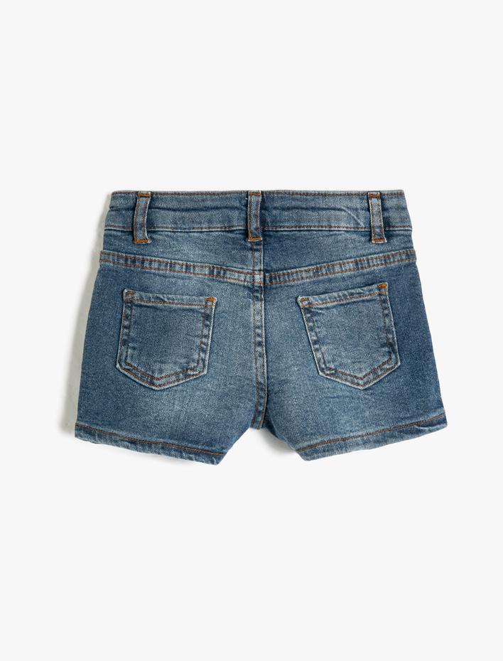 Kız Çocuk Kot Şort Yıpratılmış Detaylı Cepli Pamuklu Beli Ayarlanabilir Lastikli