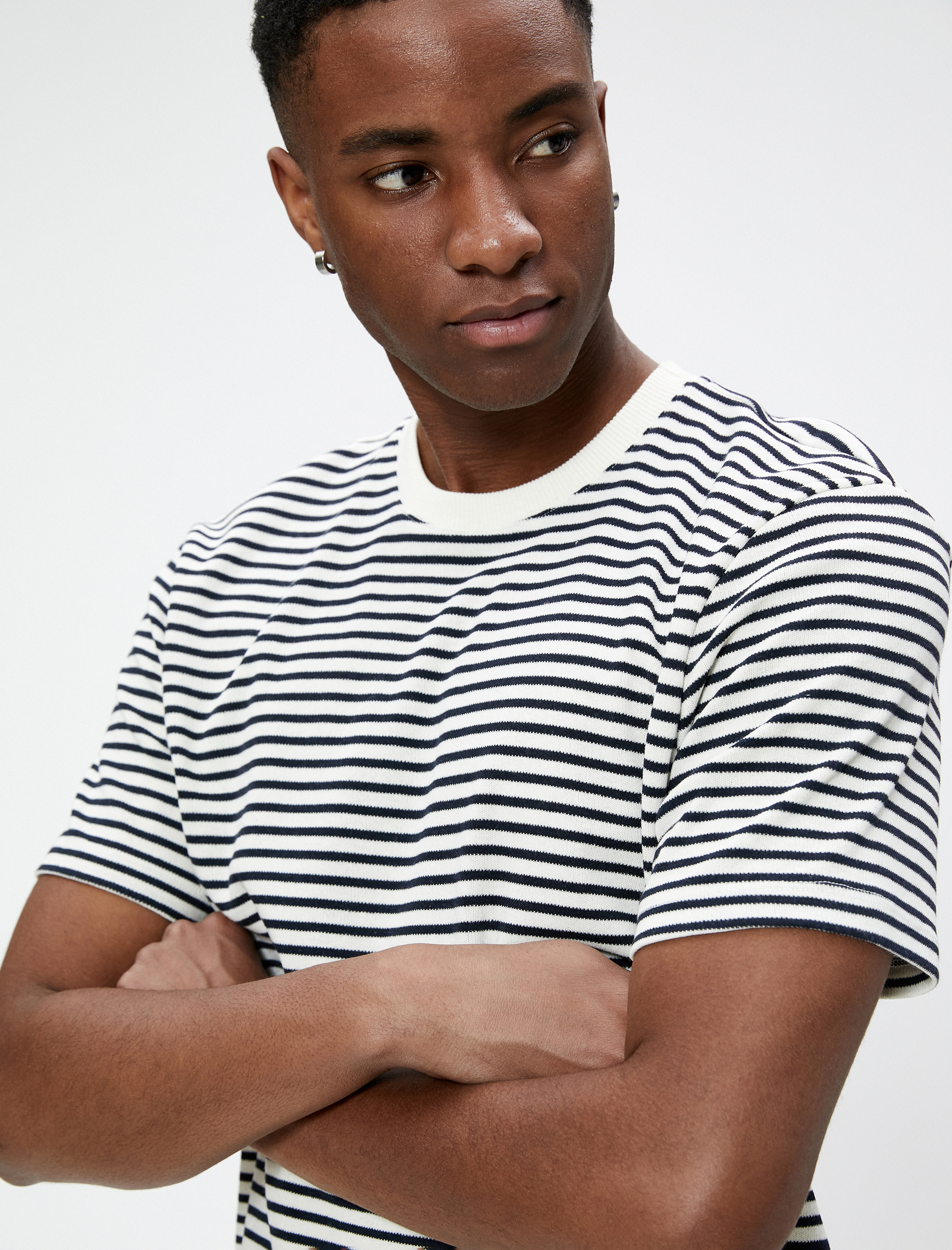   Basic Tişört Bisiklet Yaka Kısa Kollu