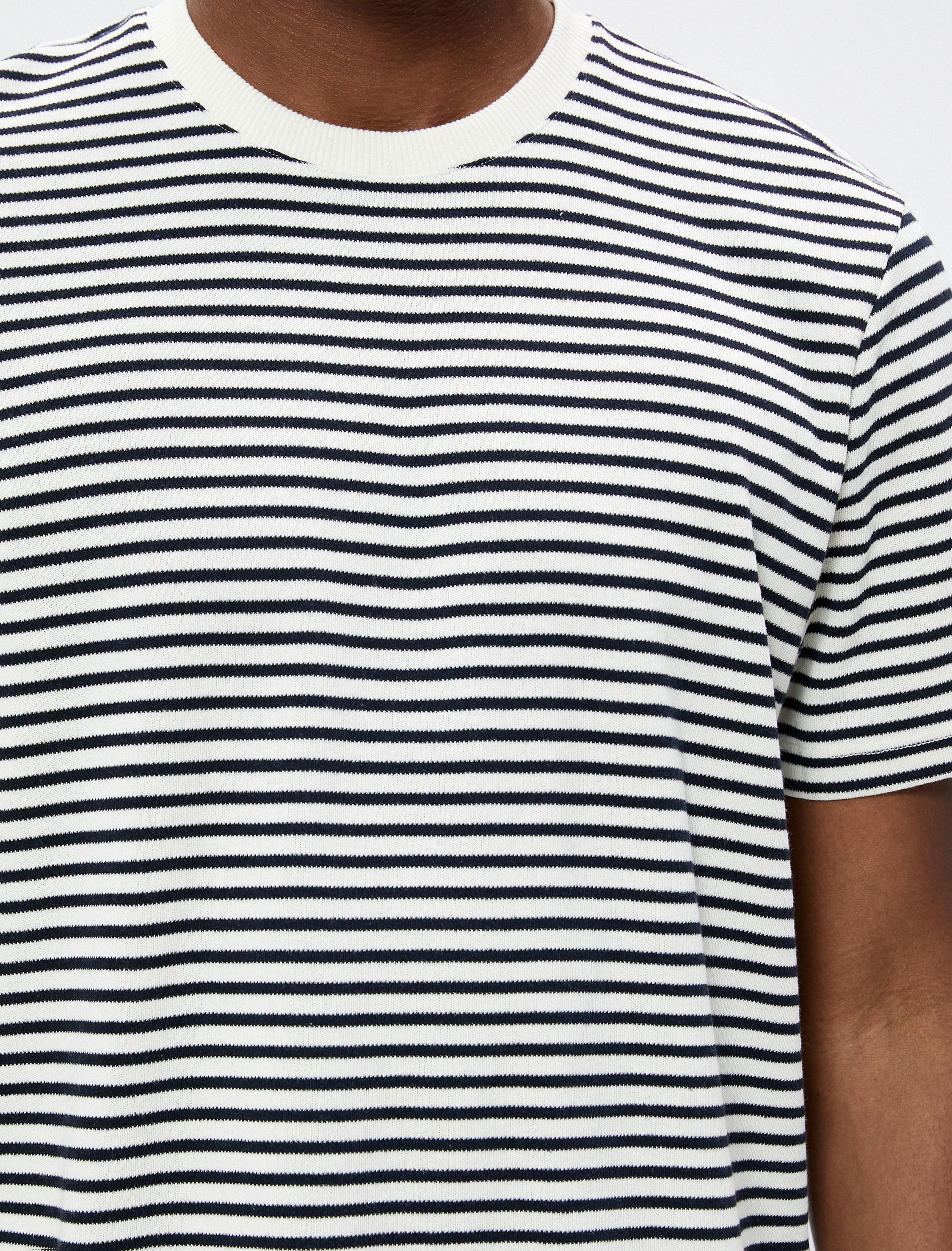   Basic Tişört Bisiklet Yaka Kısa Kollu